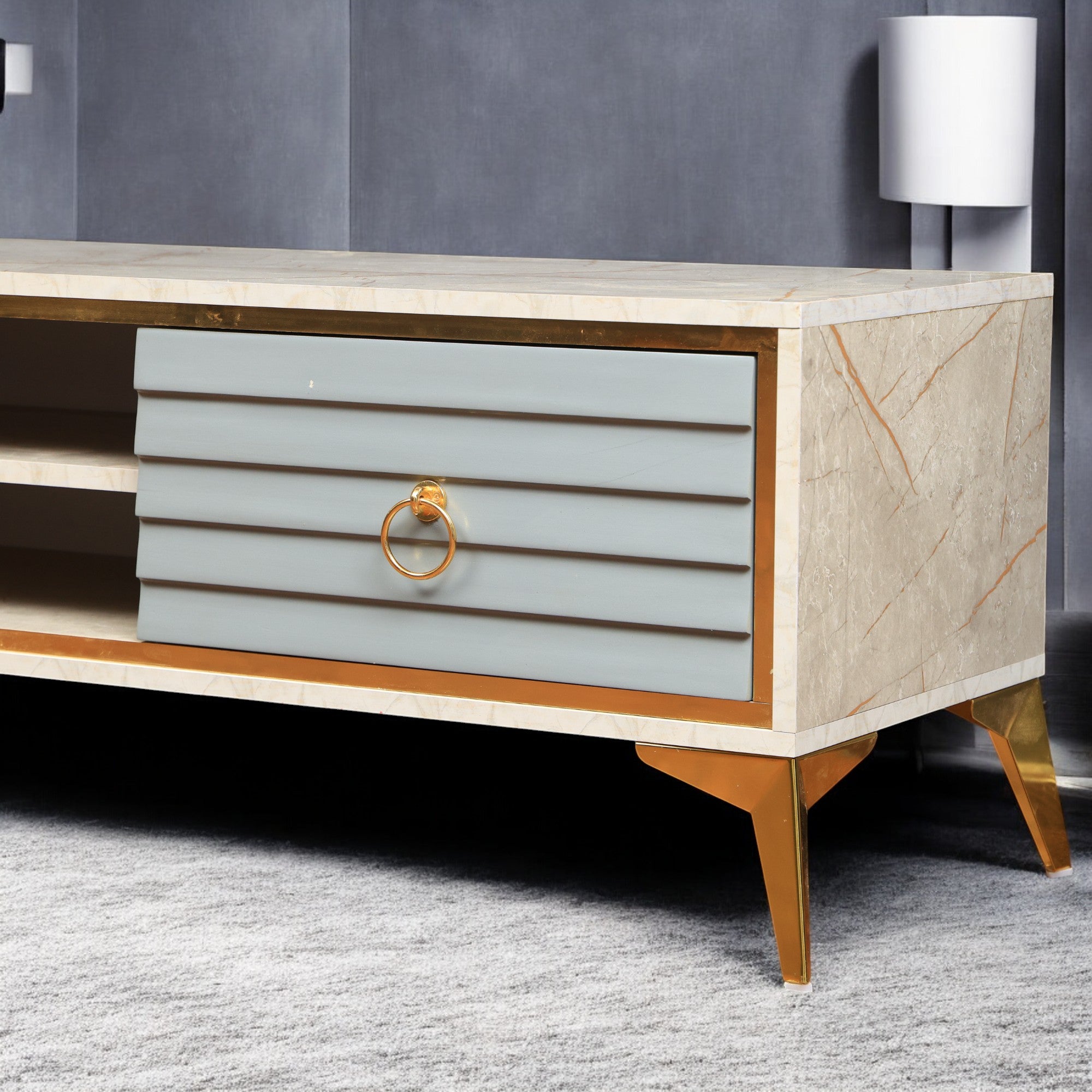 ترابيزة تليفزيون 195