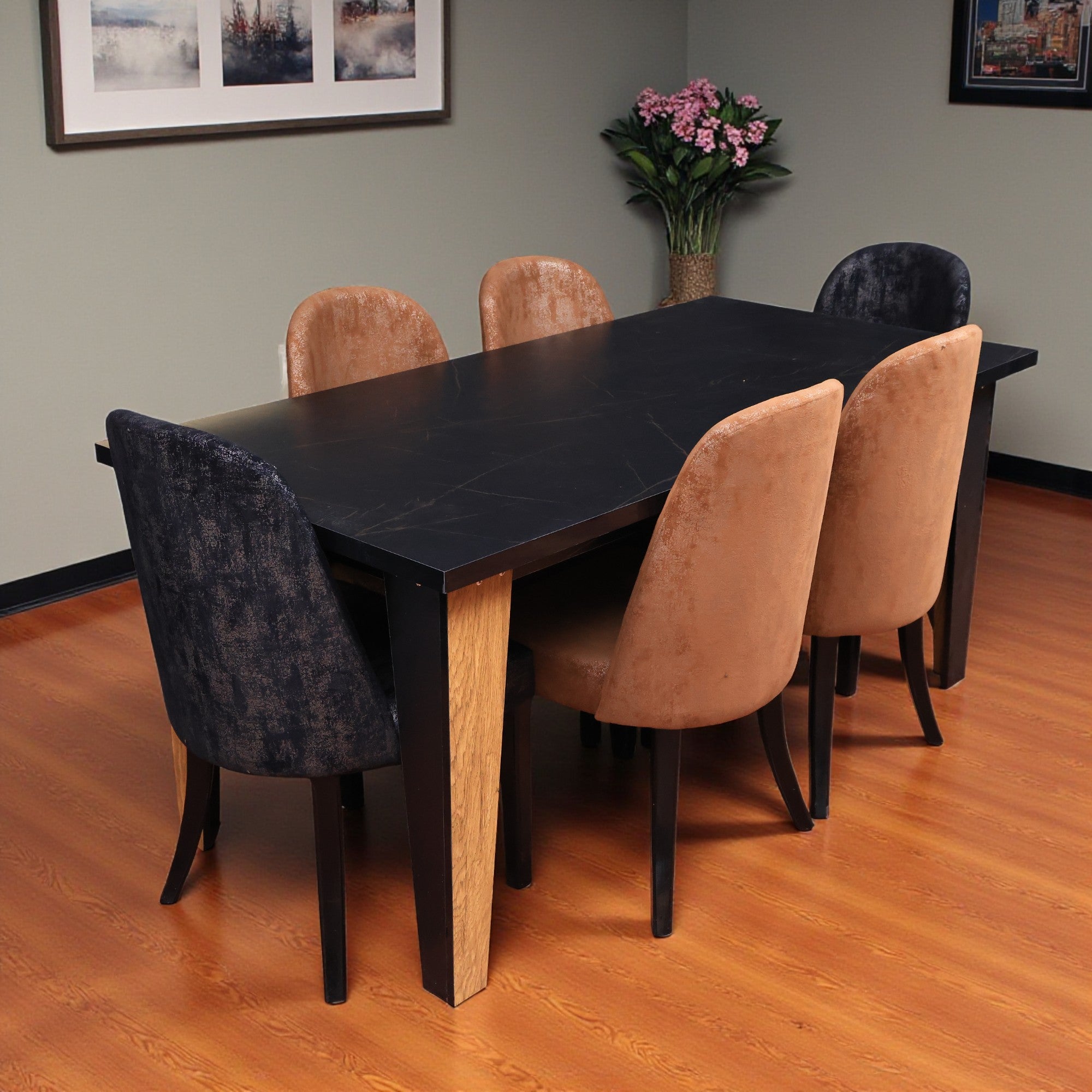 غرفة سفرة 366