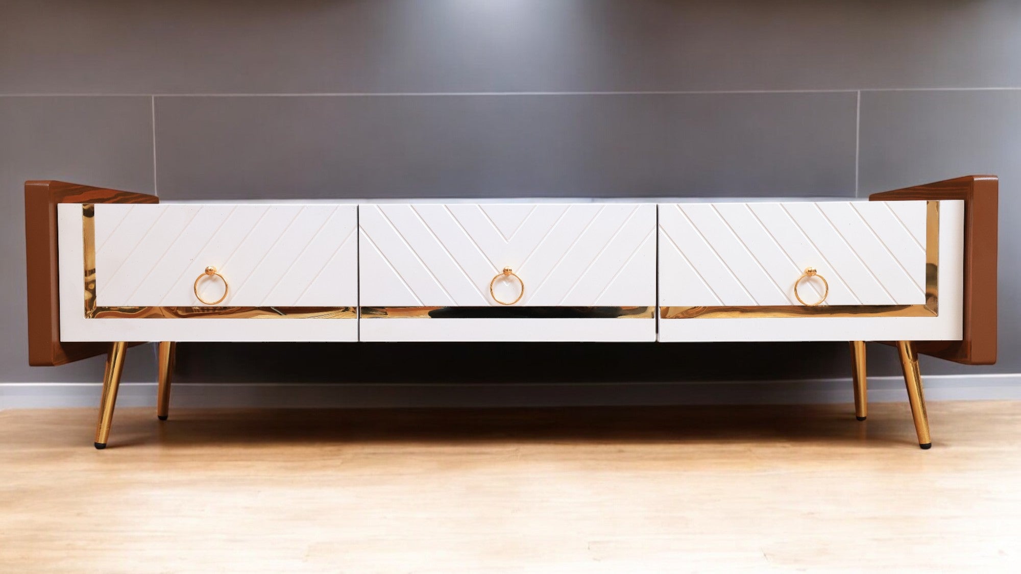 ترابيزة تليفزيون 145