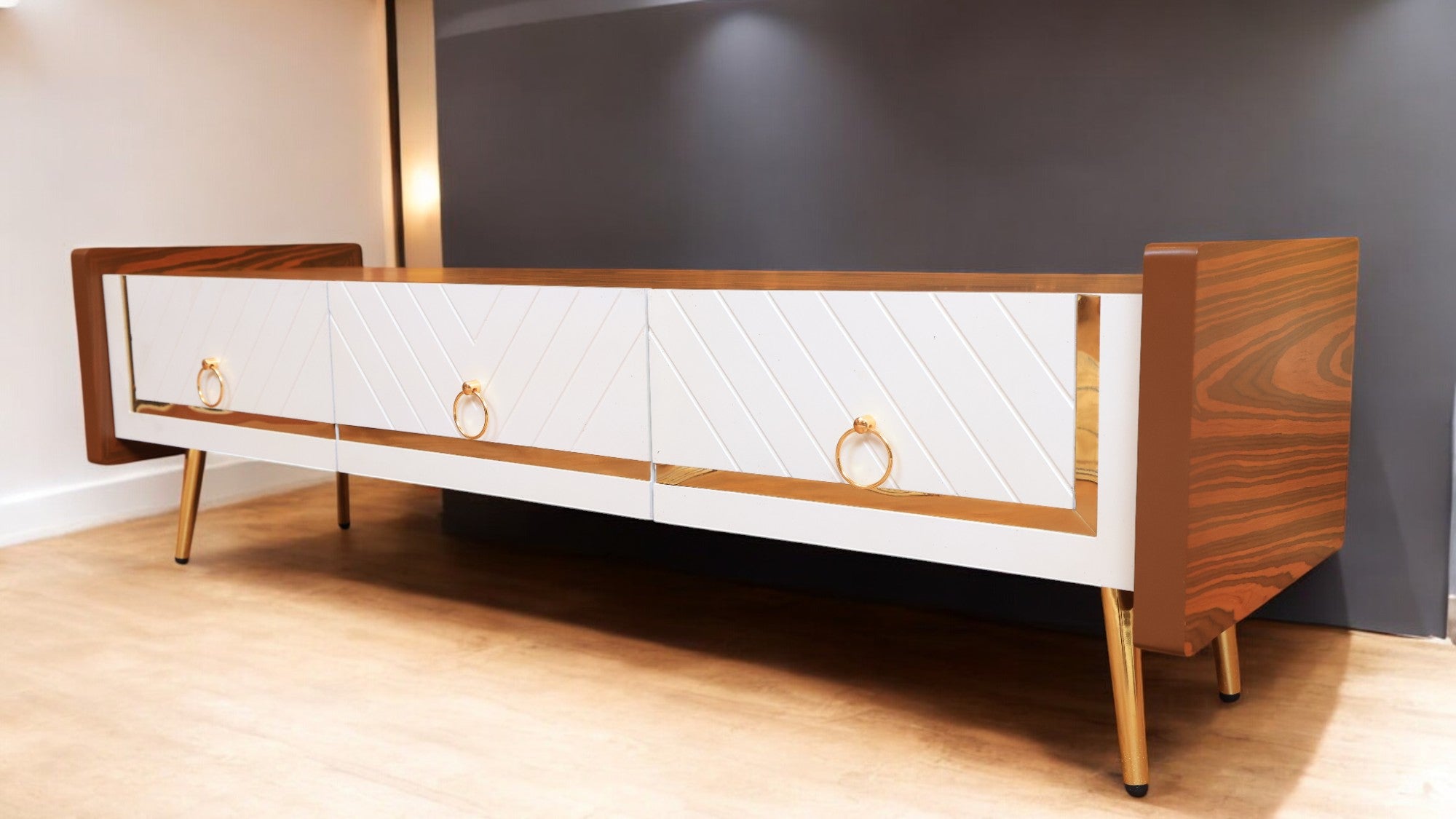 ترابيزة تليفزيون 145