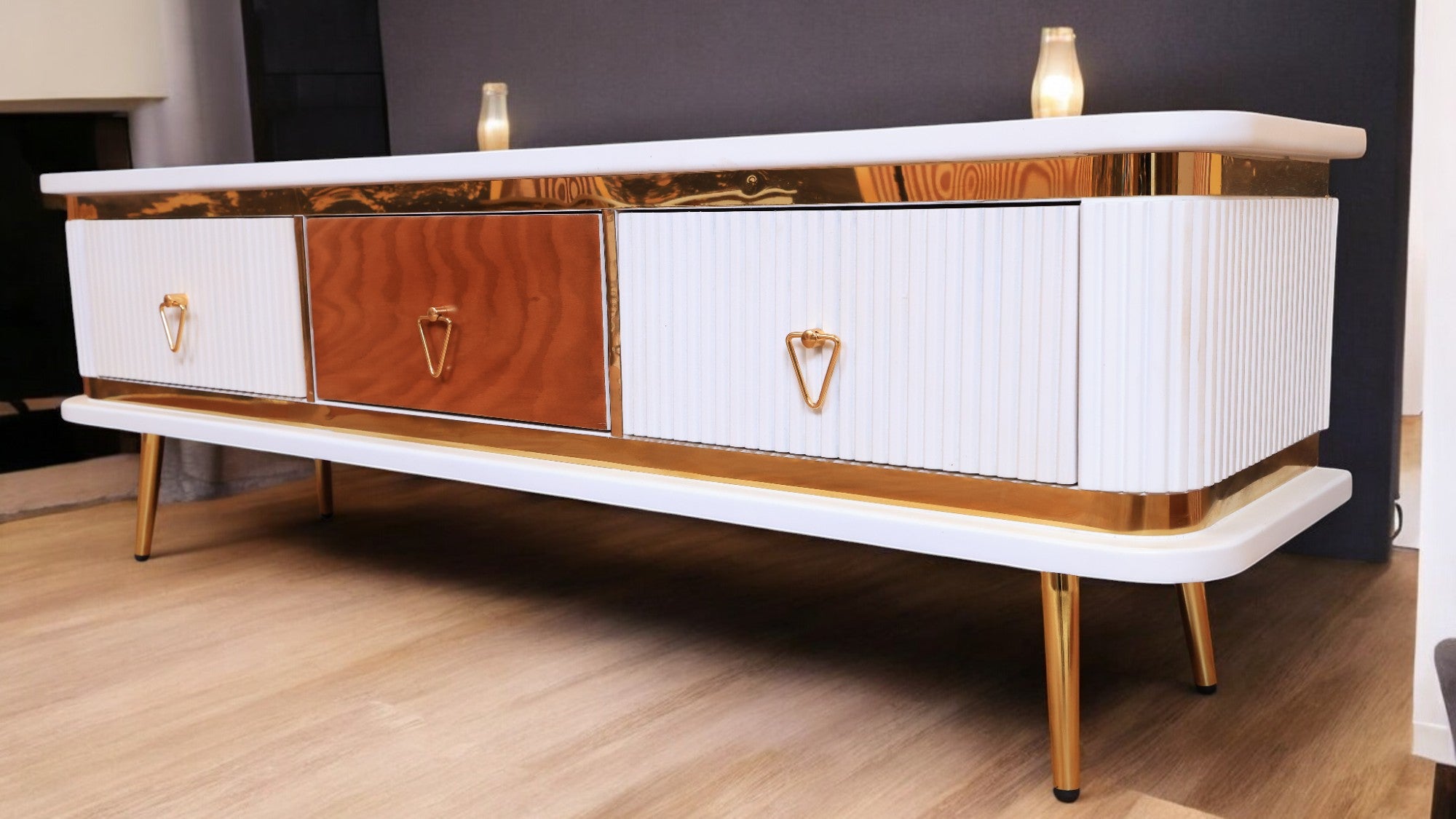 ترابيزة تليفزيون 146