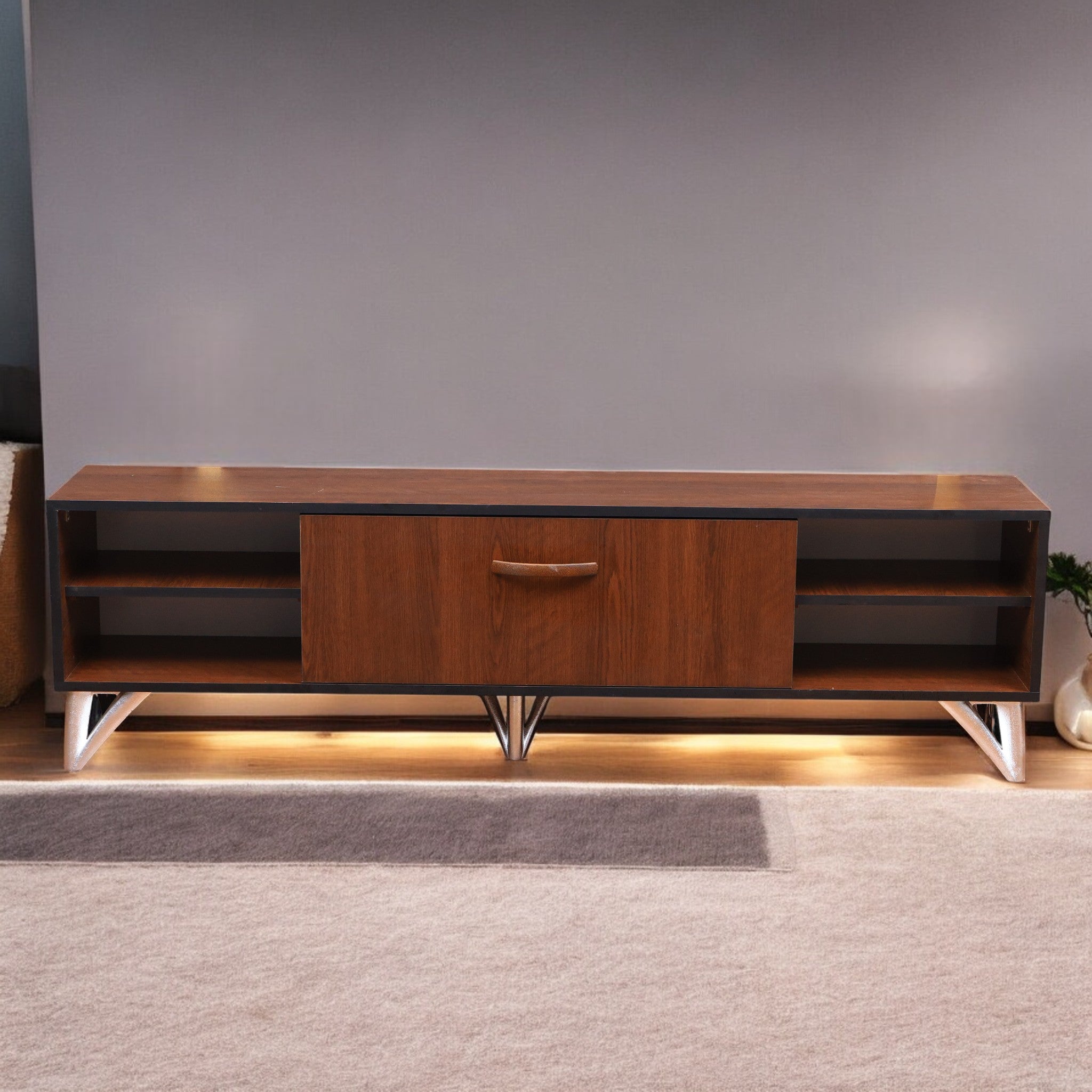 ترابيزة تليفزيون 186