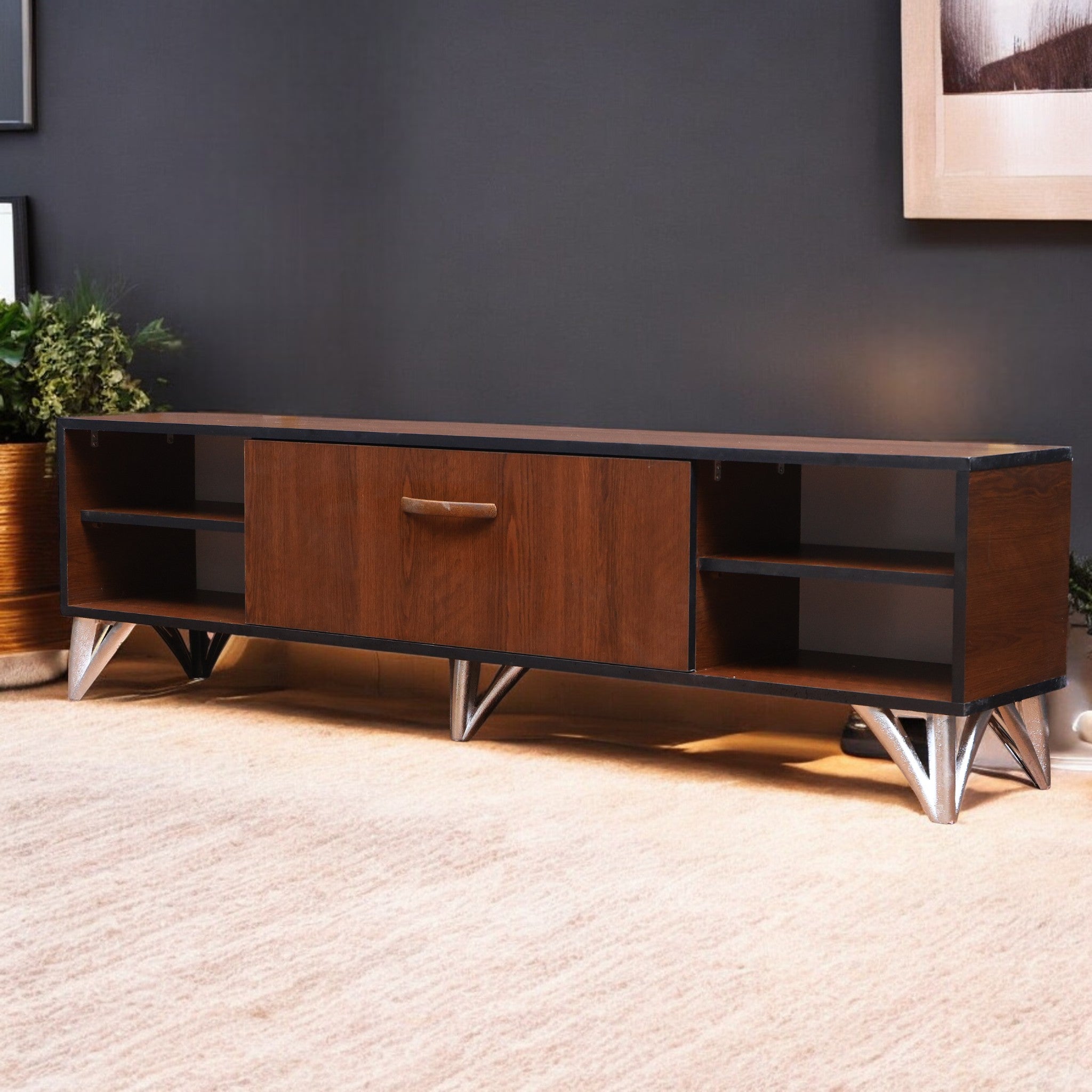 ترابيزة تليفزيون 186