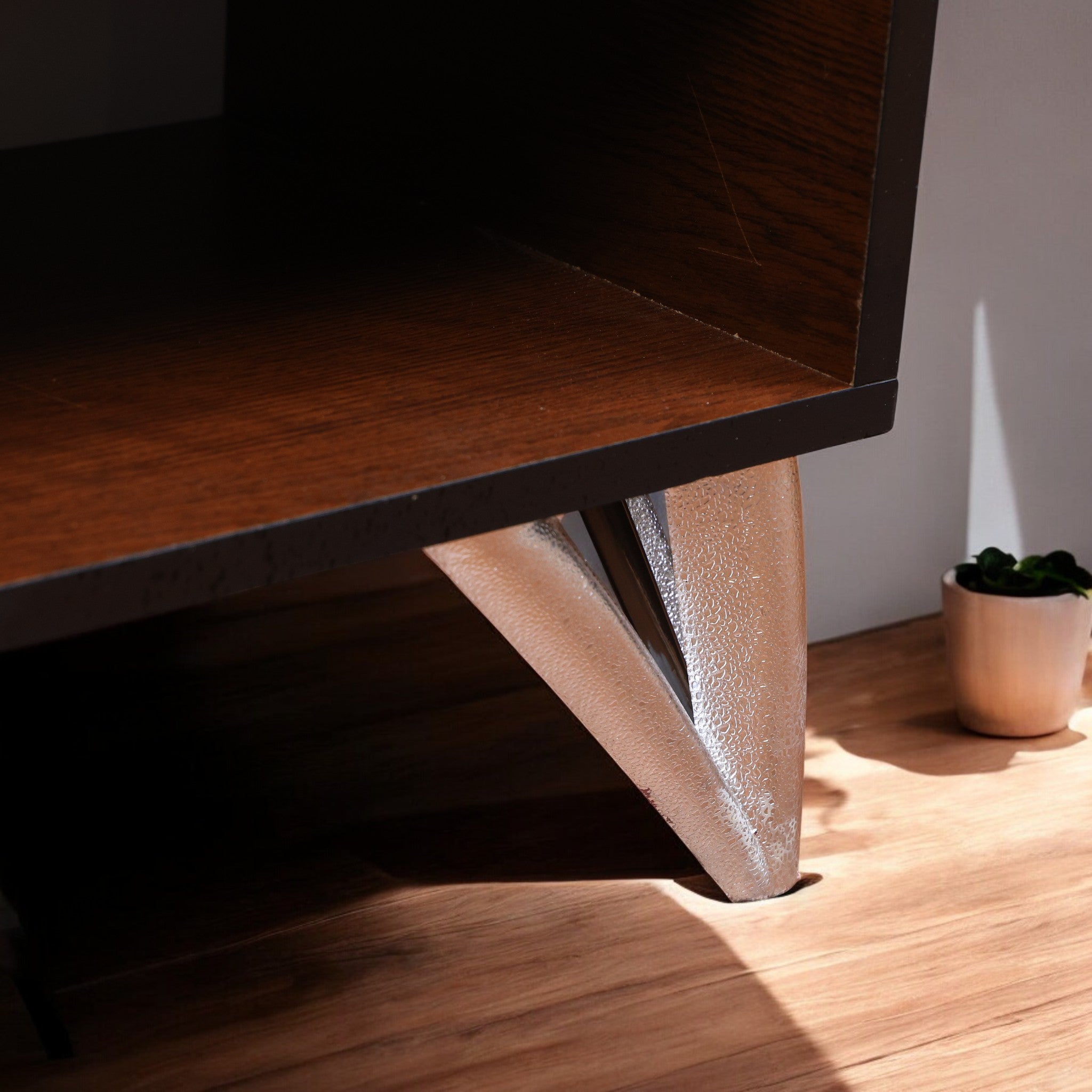 ترابيزة تليفزيون 186