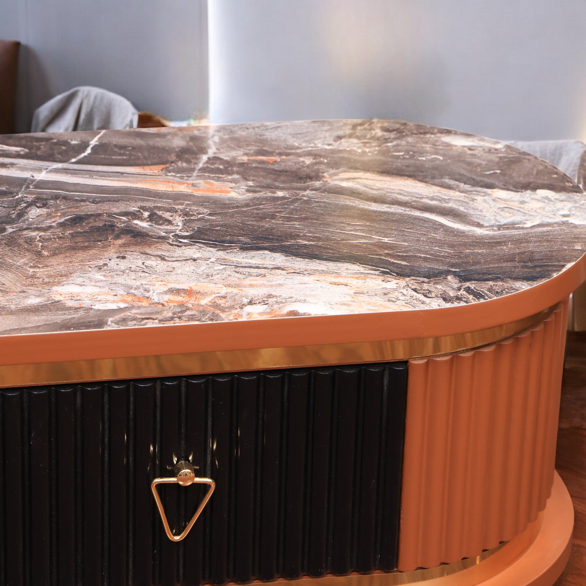 ترابيزة تليفزيون 179