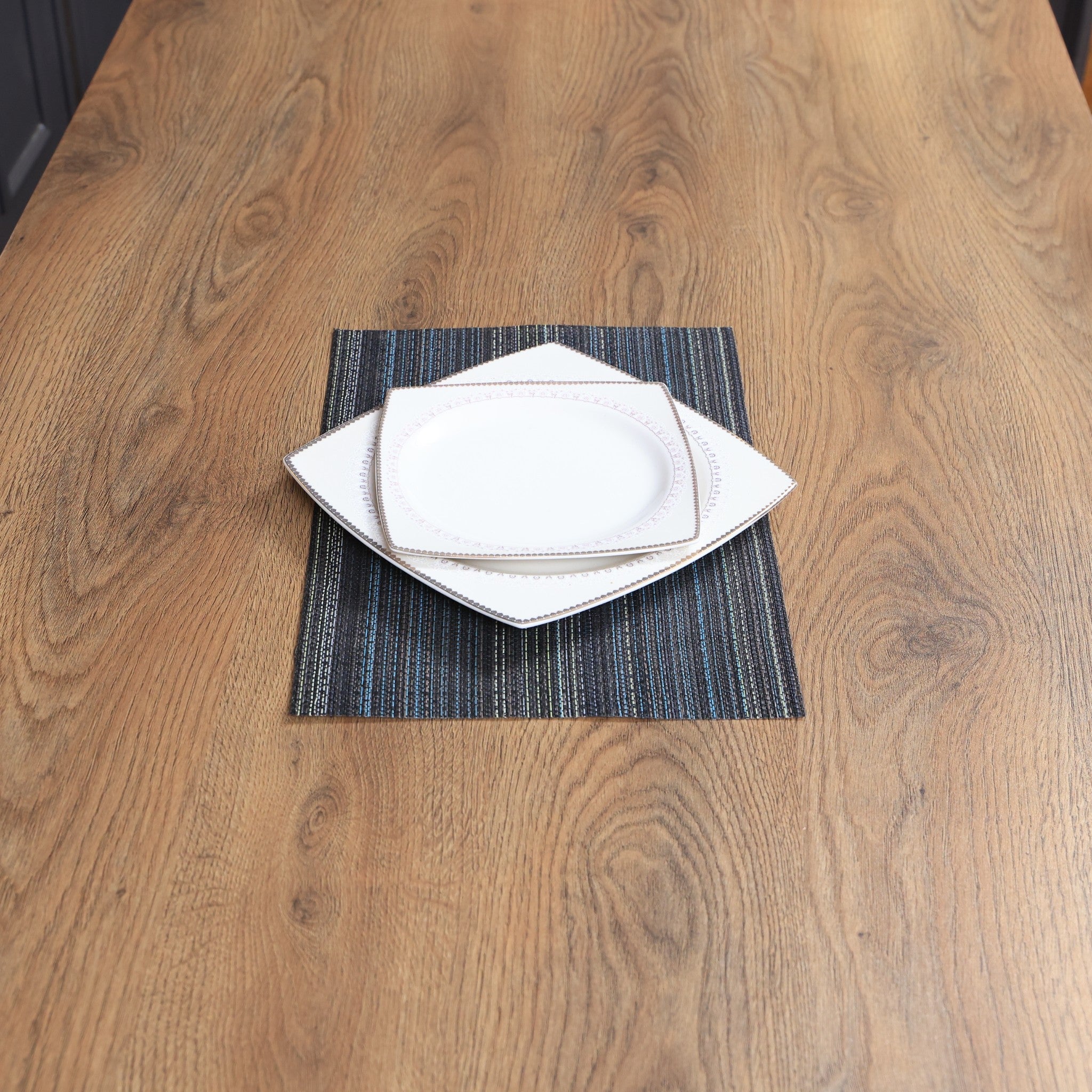 غرفة سفرة 421