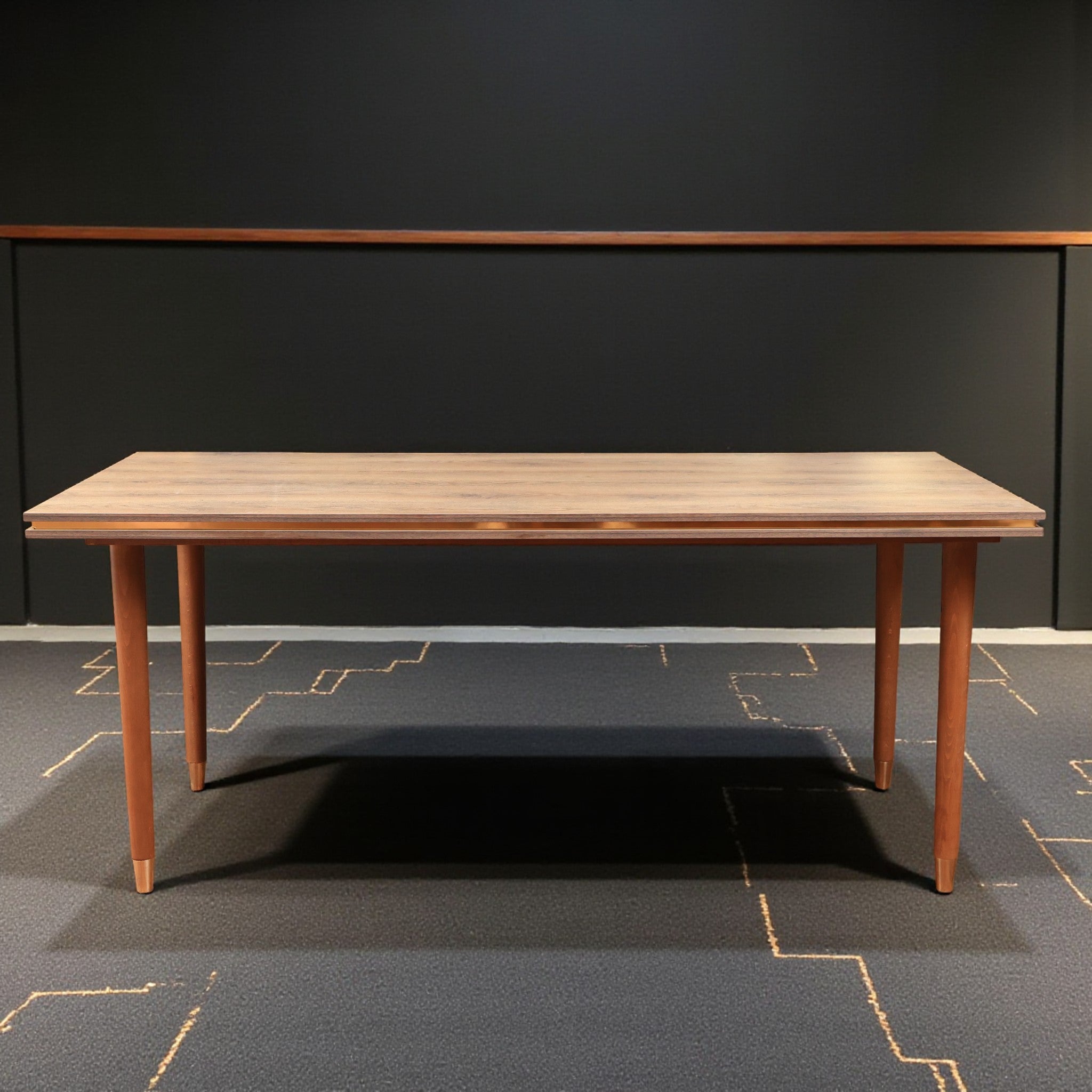 غرفة سفرة 421