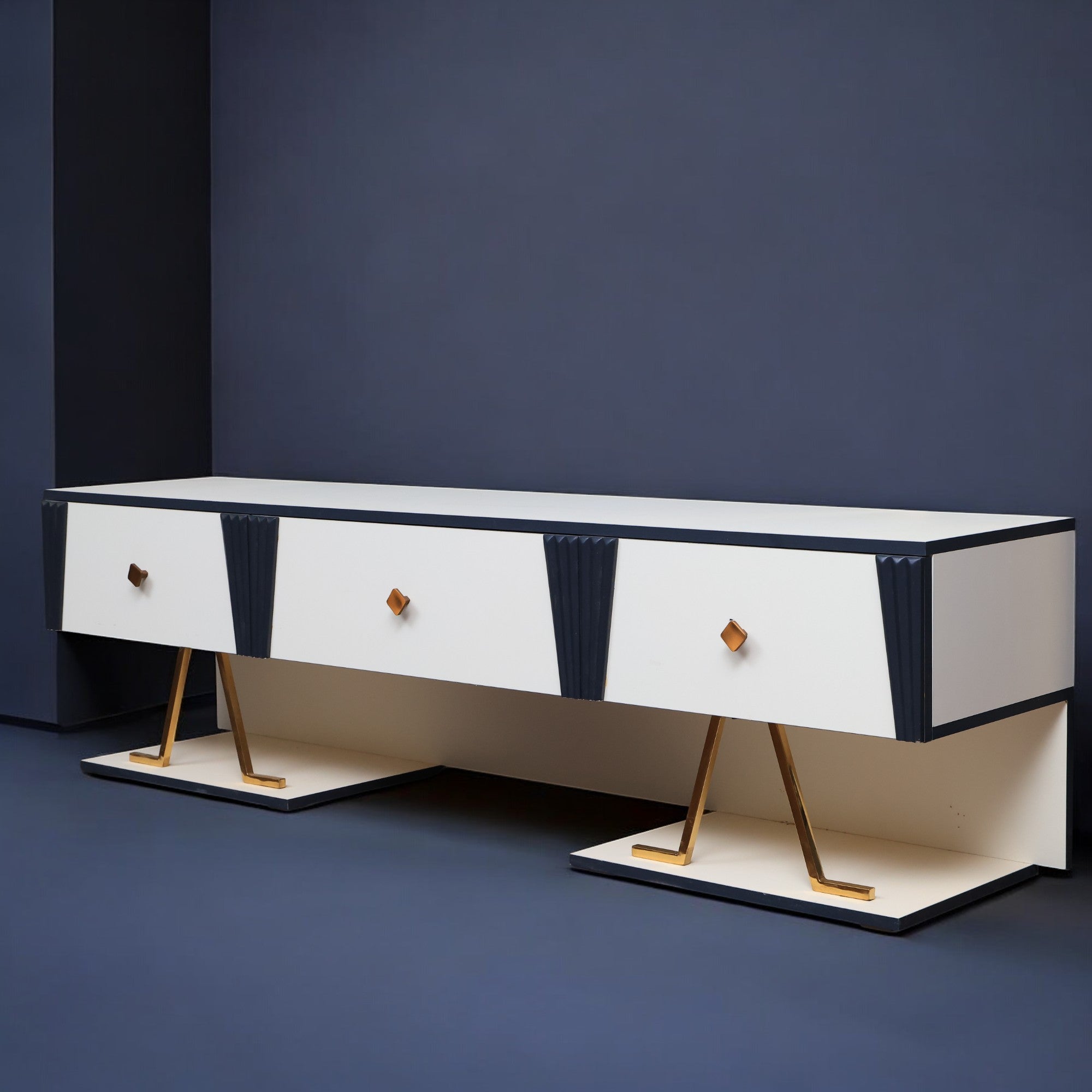 ترابيزة تليفزيون 163