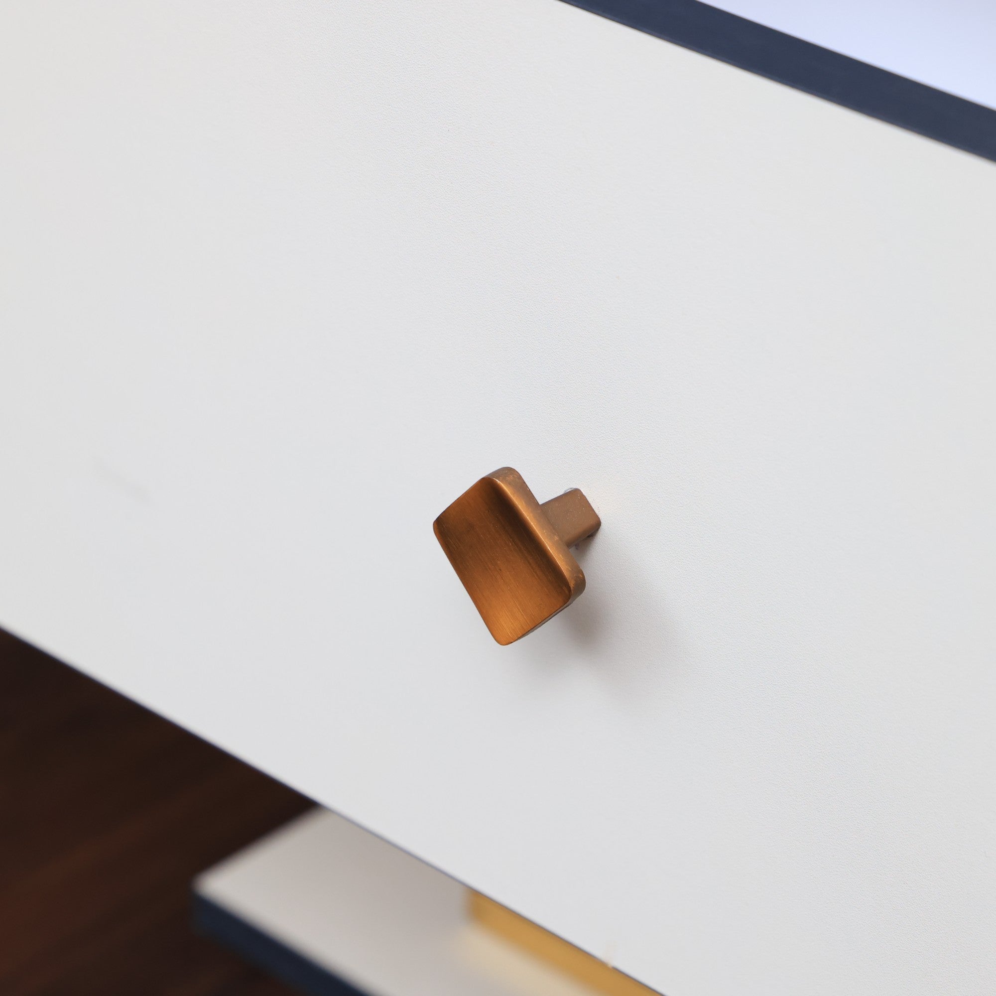 ترابيزة تليفزيون 163