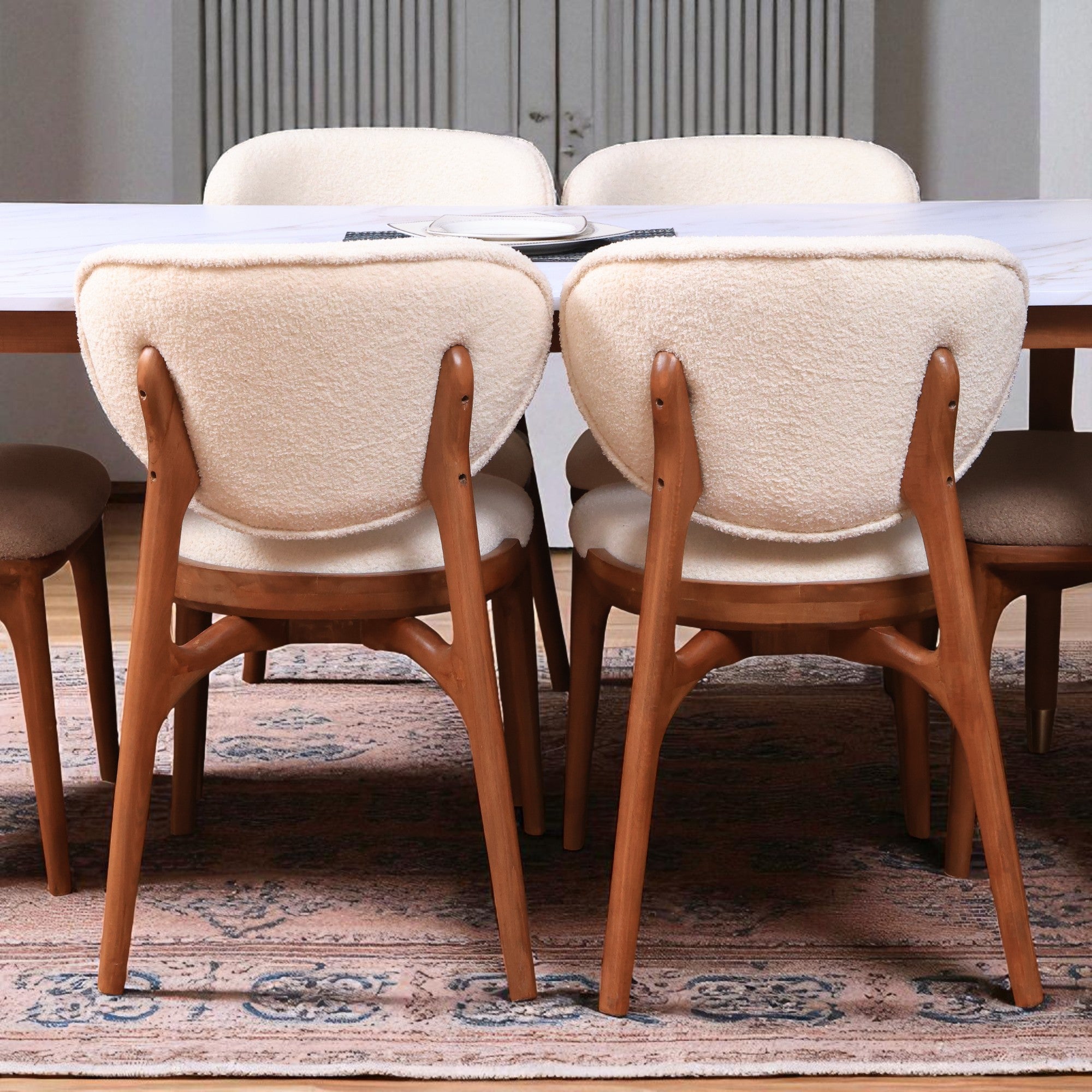 غرفة سفرة 422