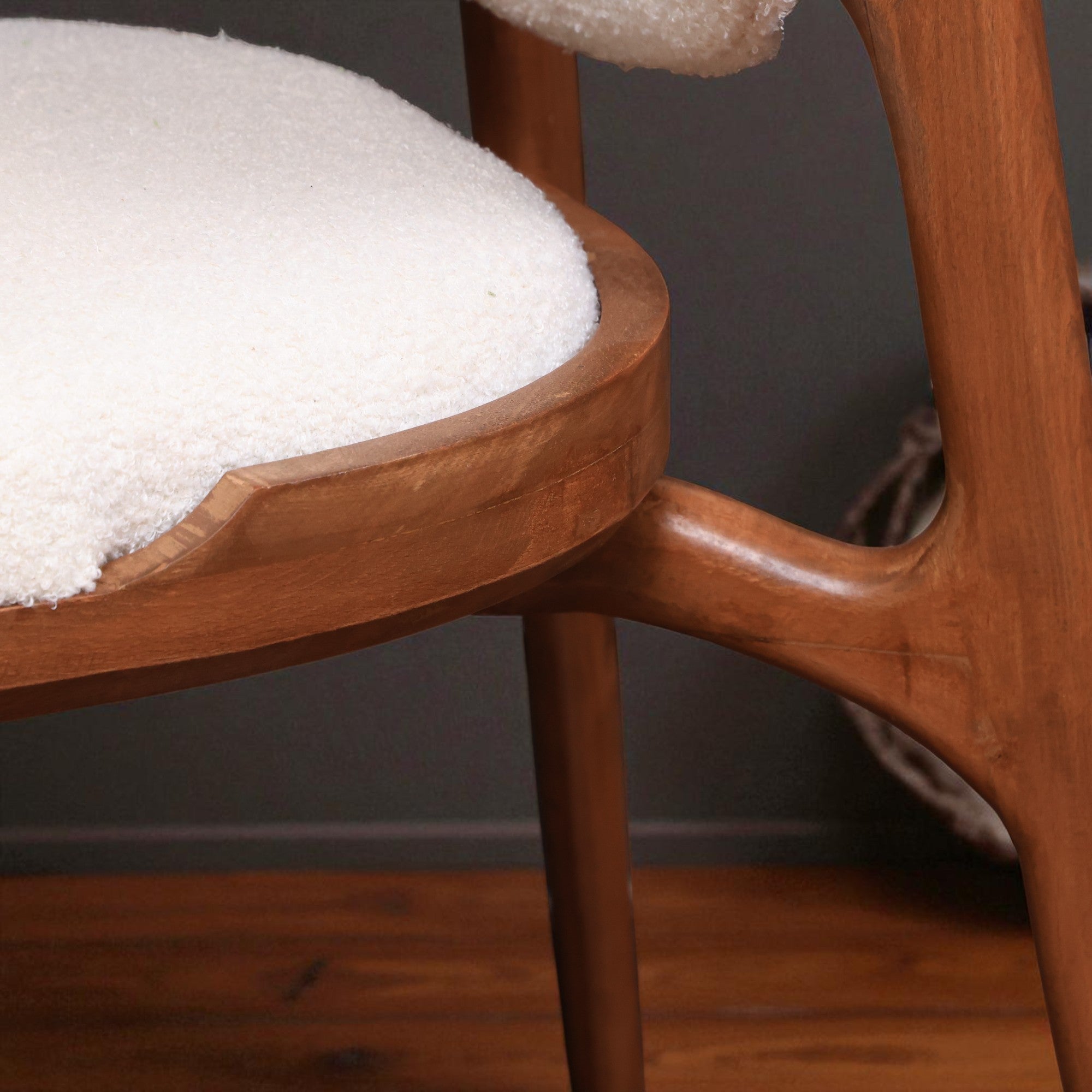 غرفة سفرة 422