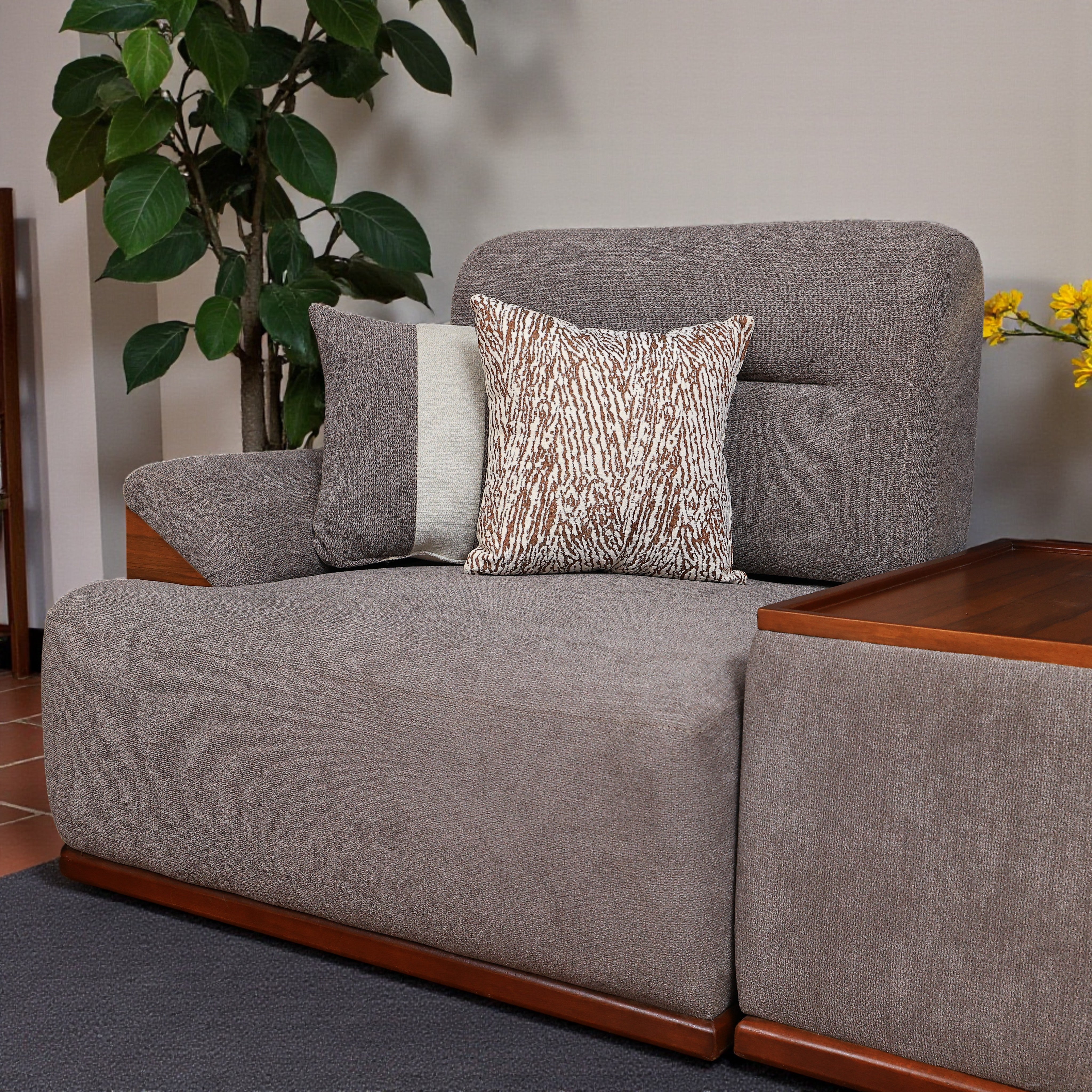 T740 انترية سرير