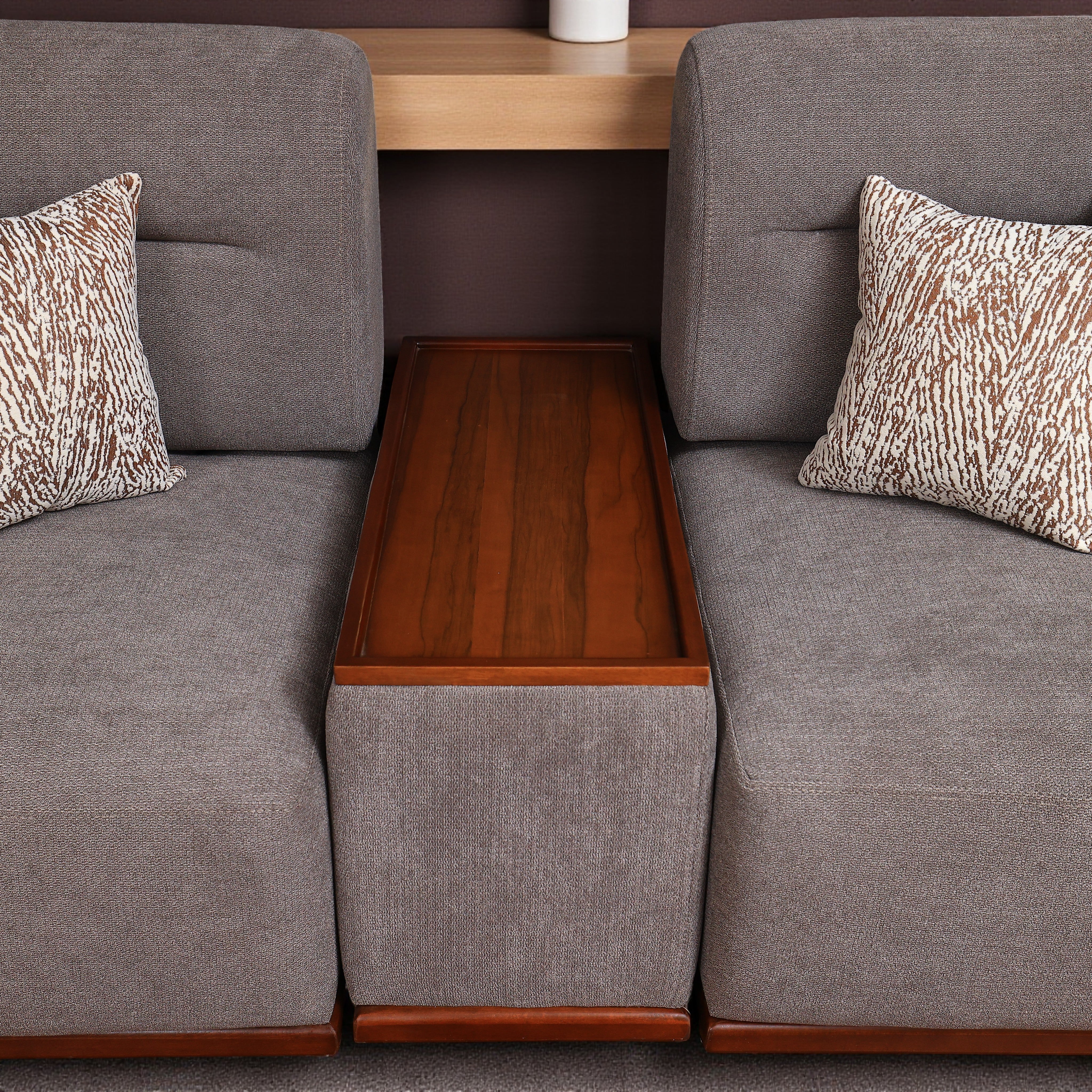 T740 انترية سرير