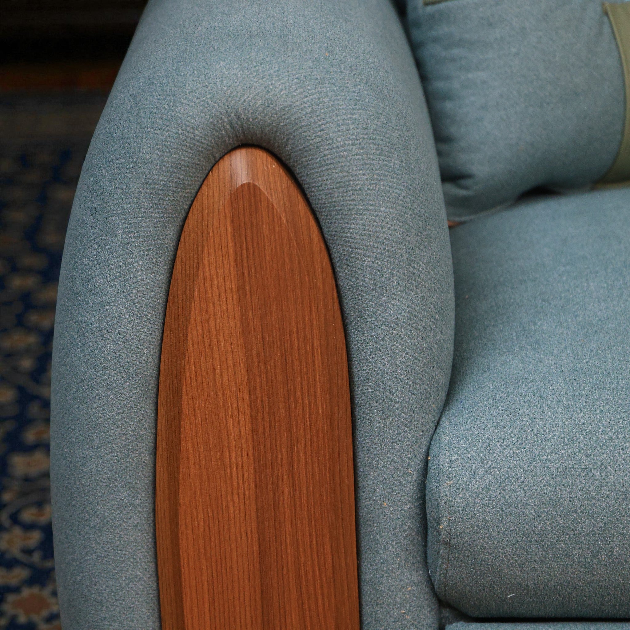 T332 ركنة سرير و سحارة