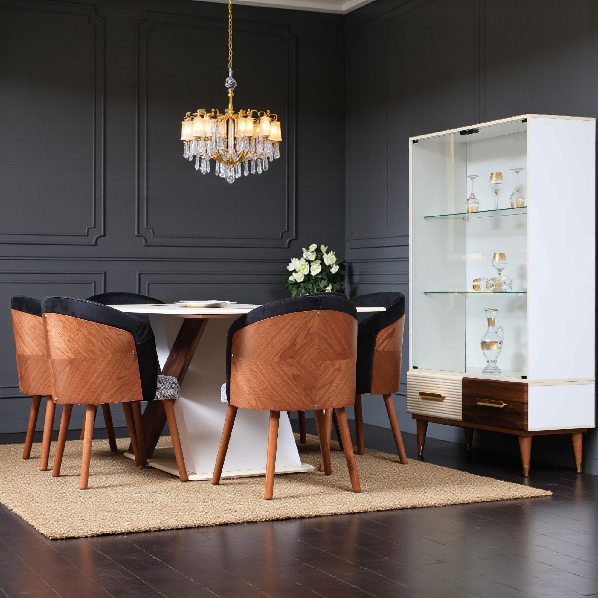 غرفة سفرة 423