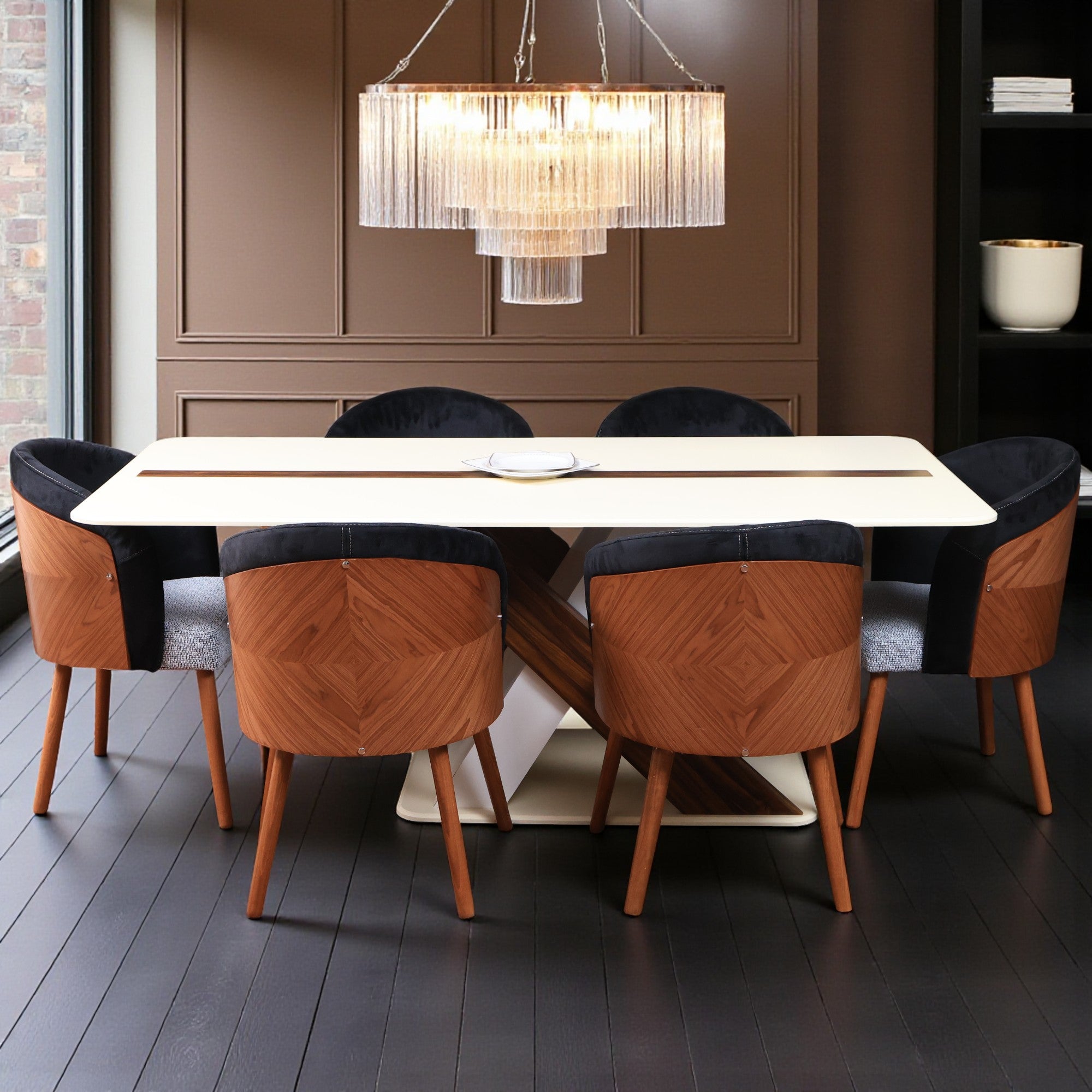 غرفة سفرة 423