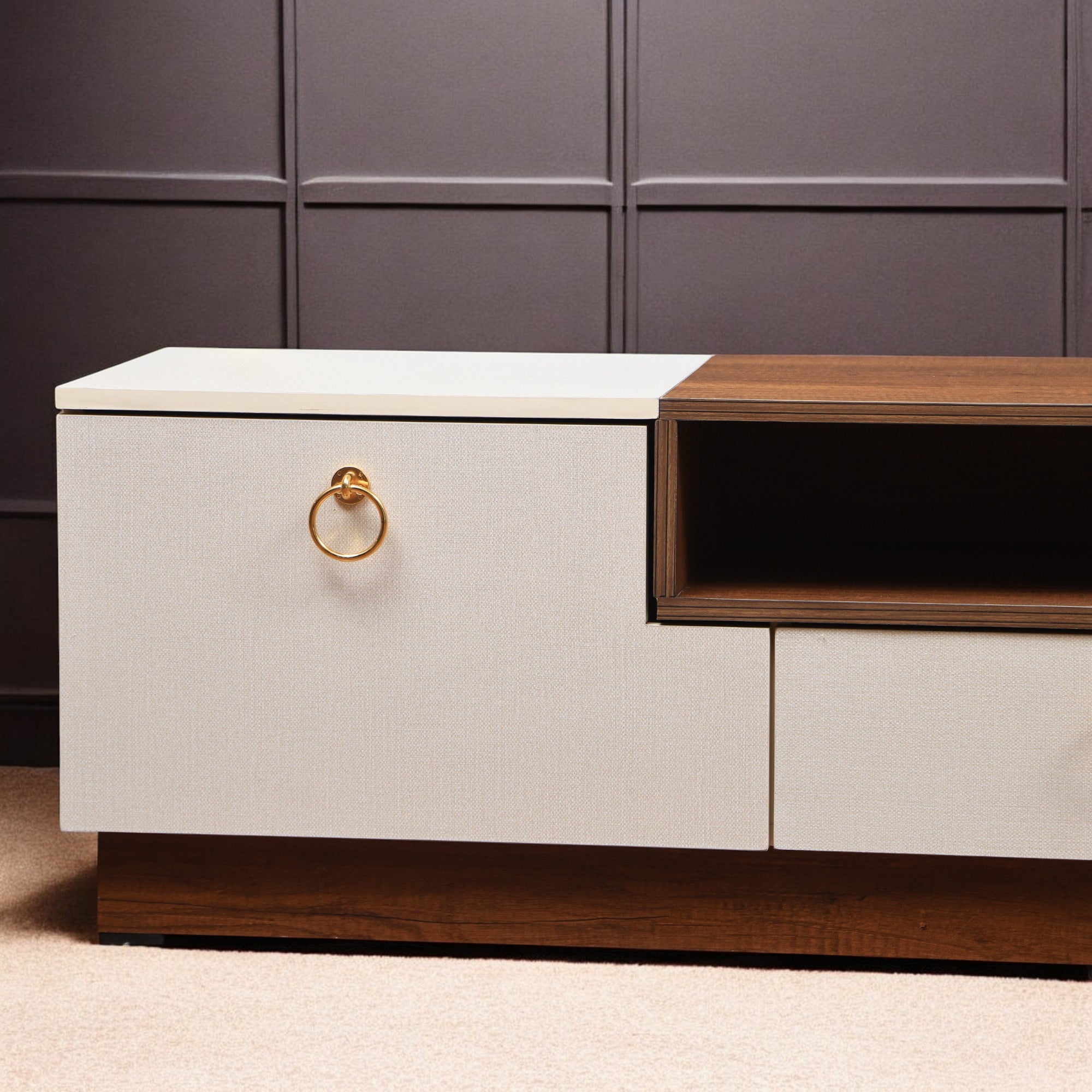 ترابيزة تليفزيون 197