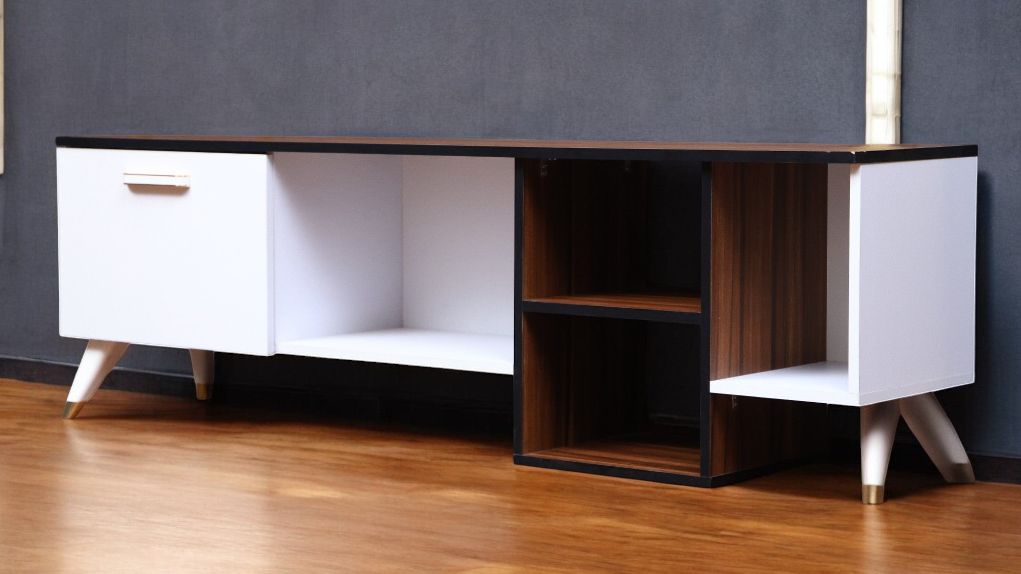 ترابيزة تليفزيون 187