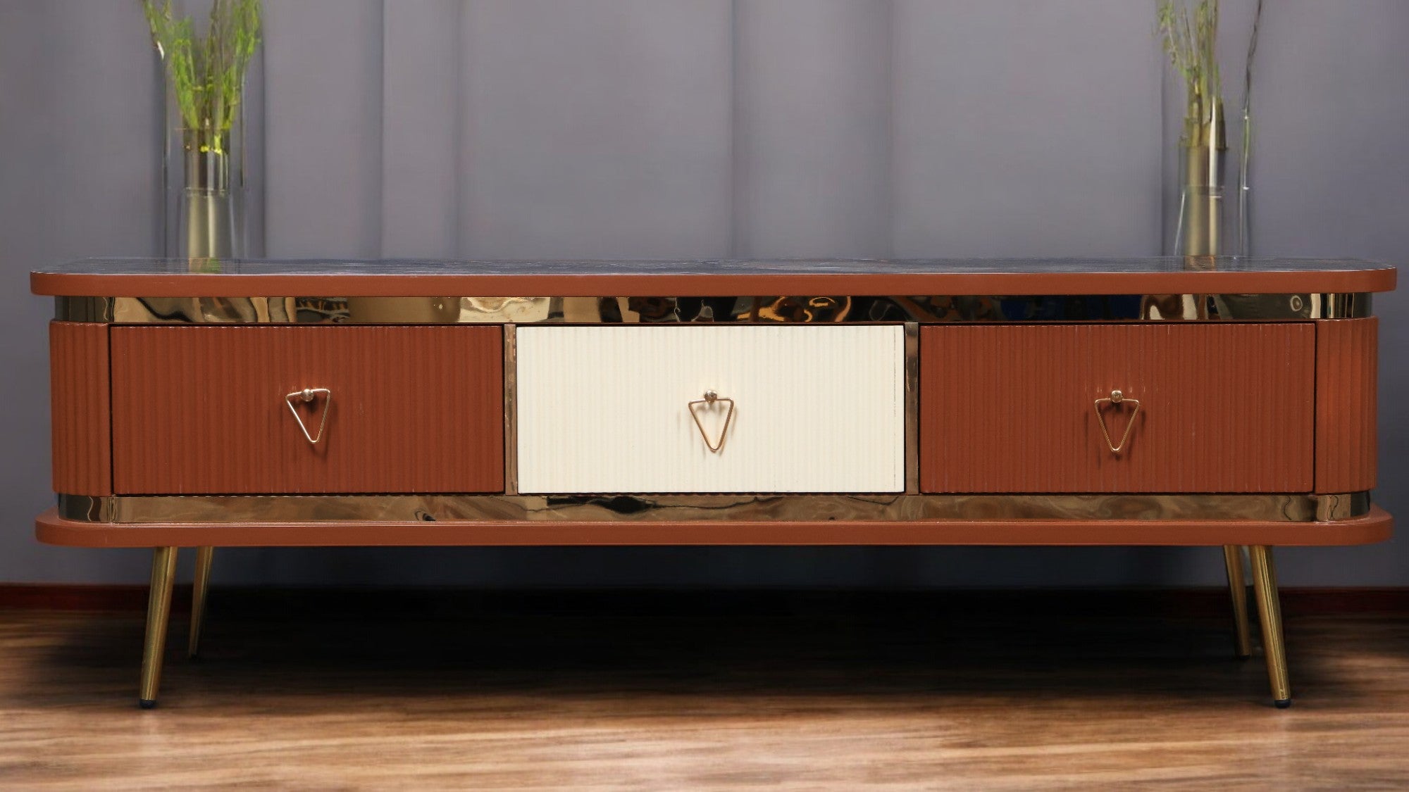 ترابيزة تليفزيون 165