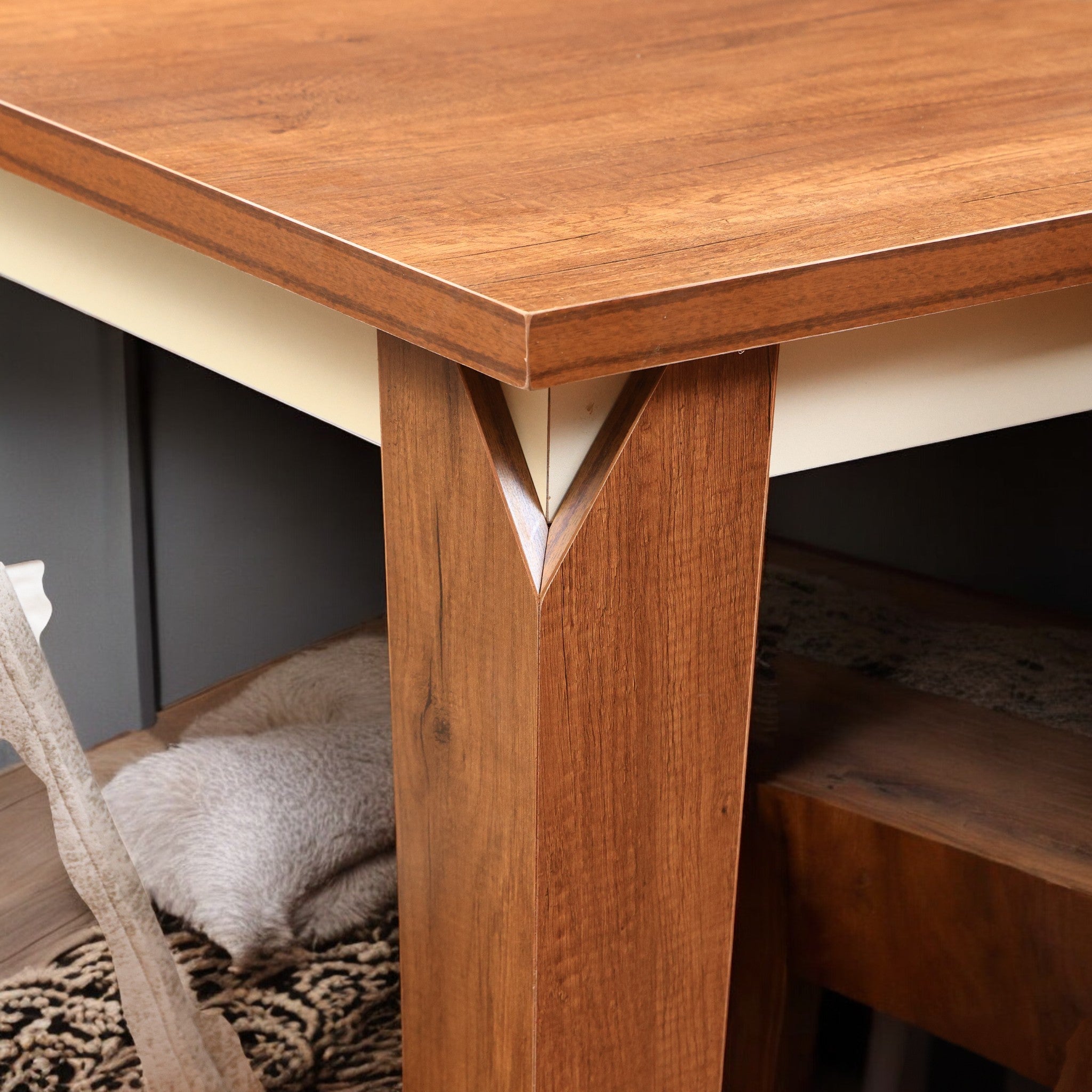 غرفة سفرة 511