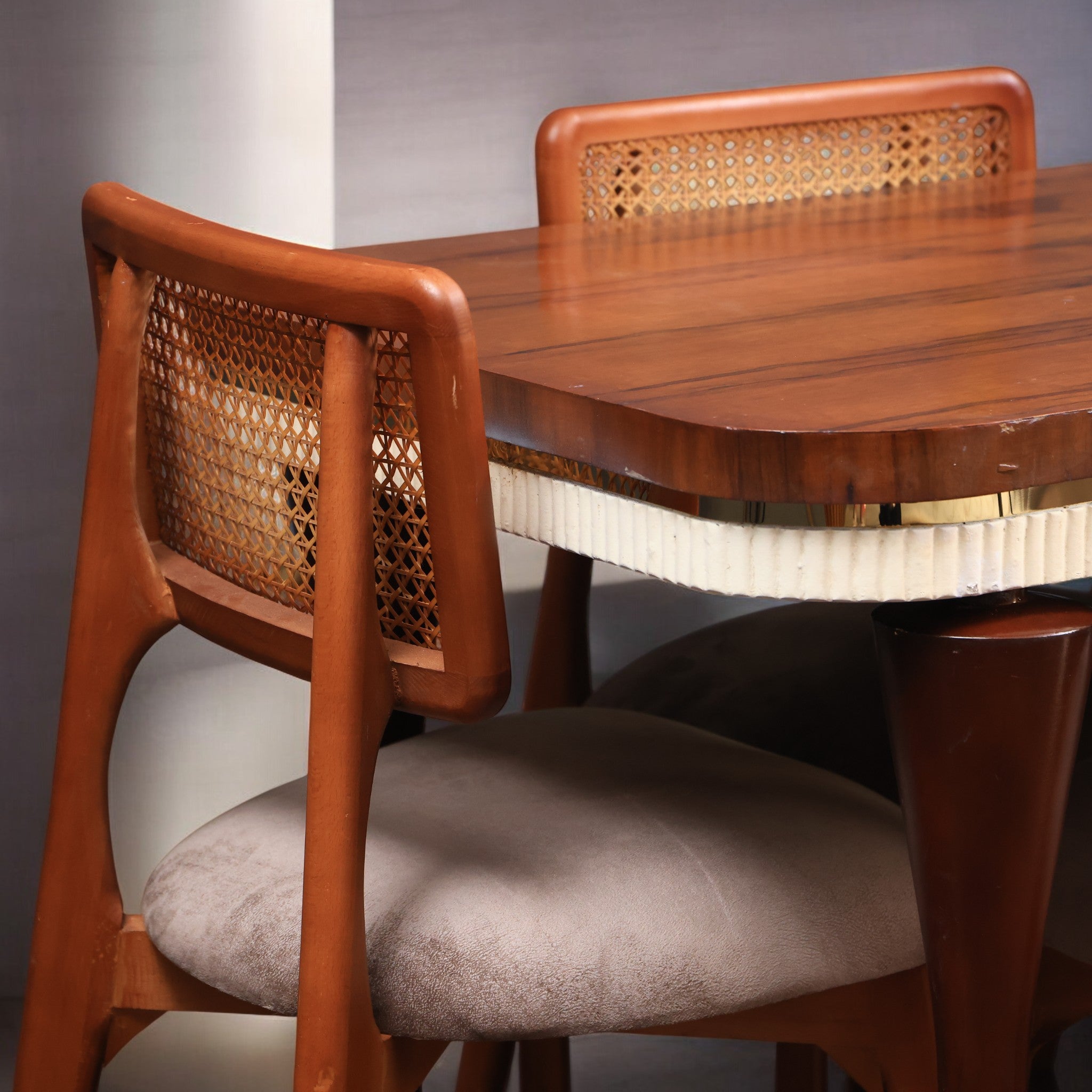 ترابيزة سفرة 356