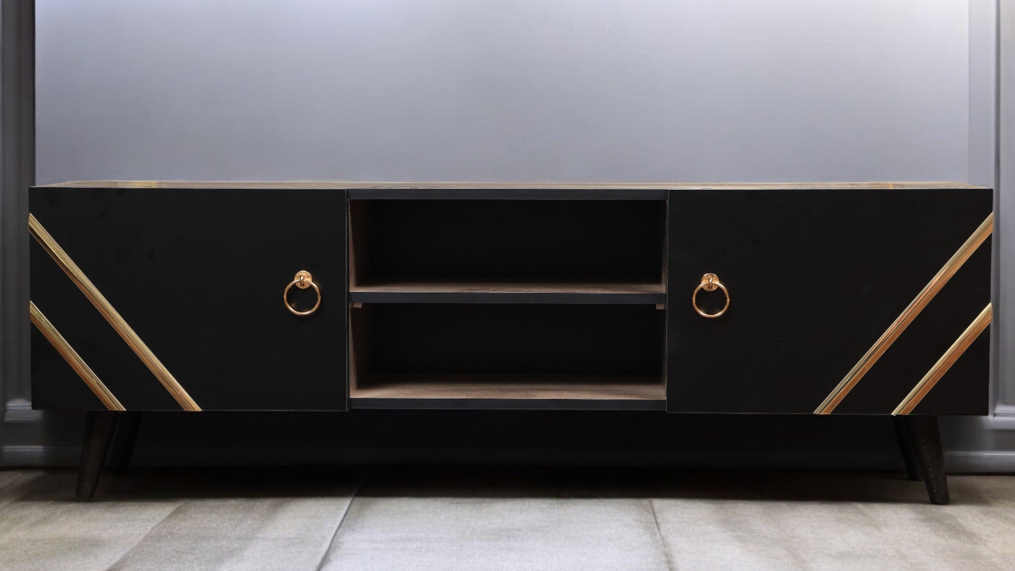 ترابيزة تليفزيون 162