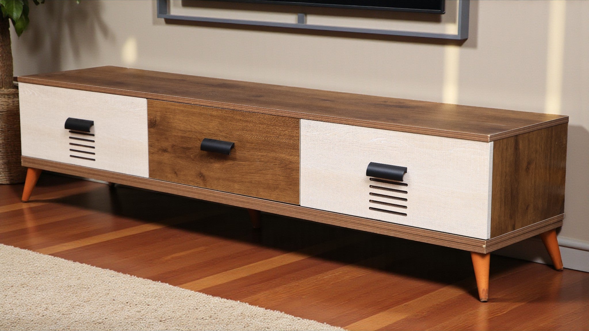 ترابيزة تليفزيون 183