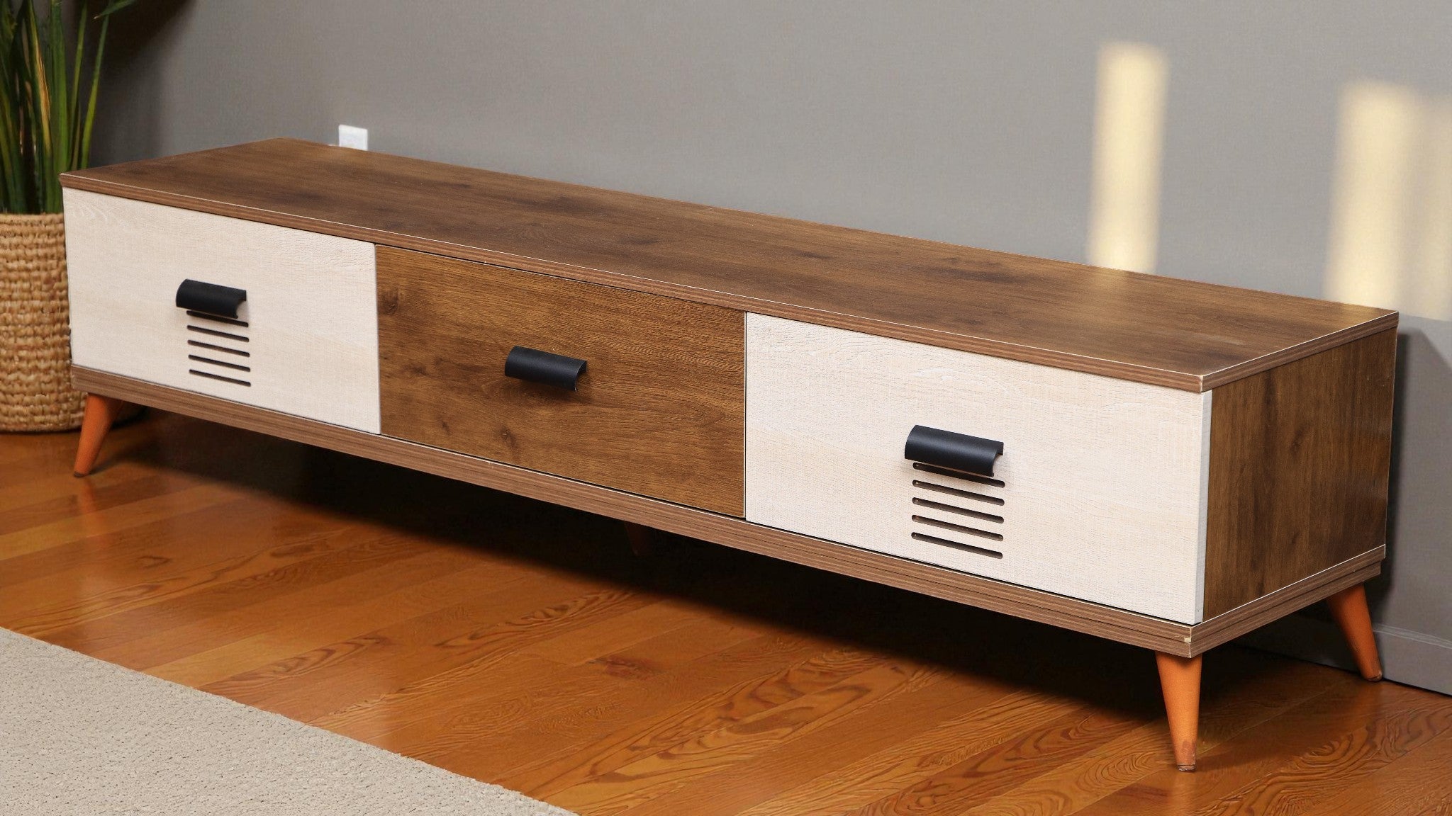 ترابيزة تليفزيون 183