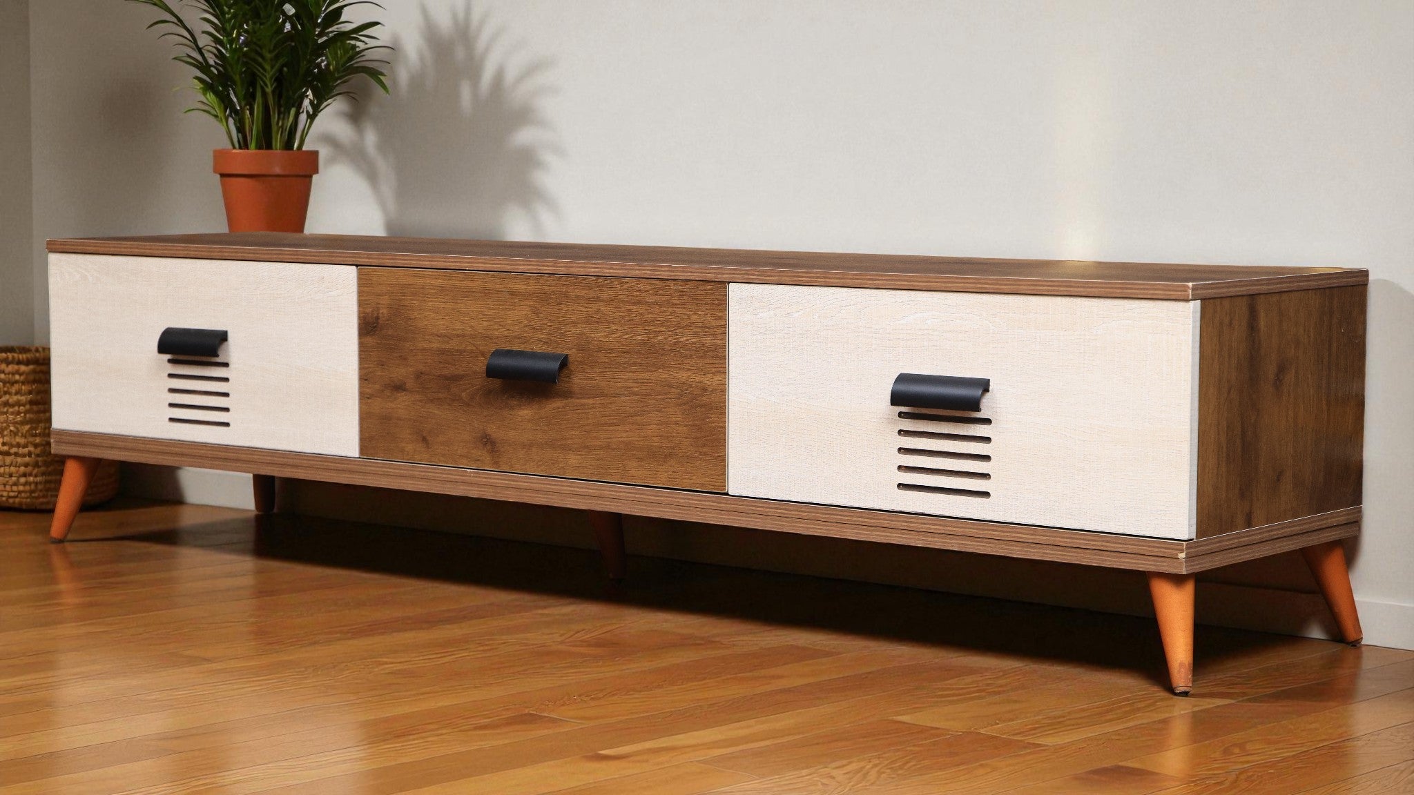 ترابيزة تليفزيون 183