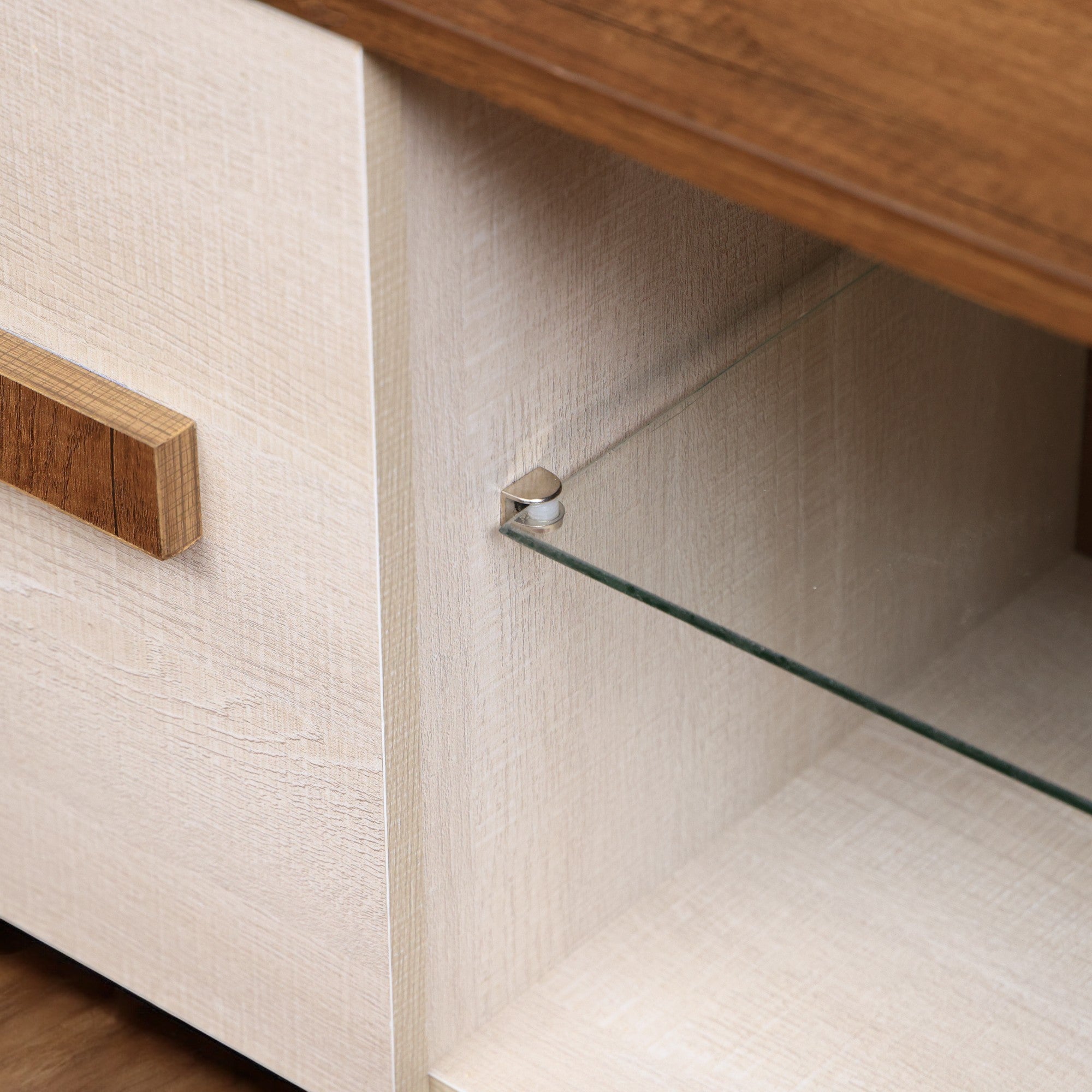 ترابيزة تليفزيون 184