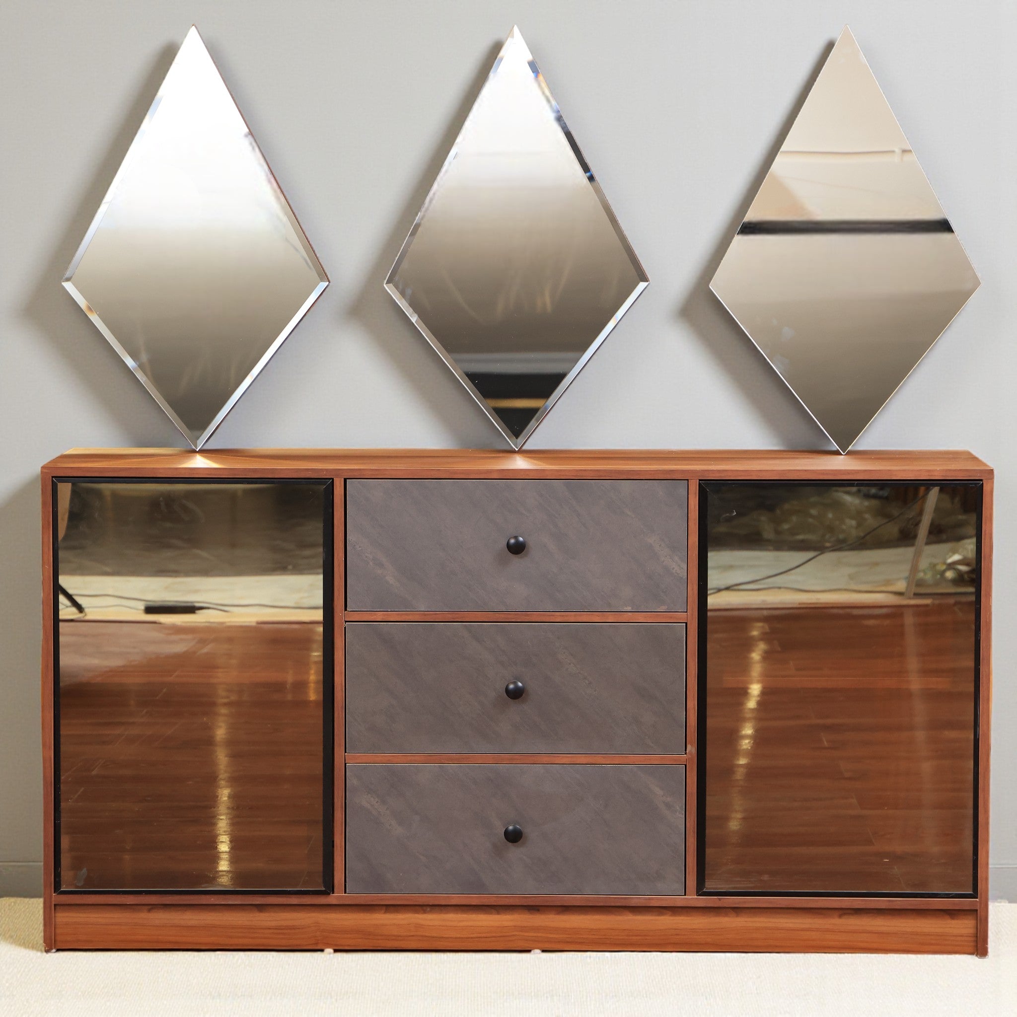 غرفة سفرة 326