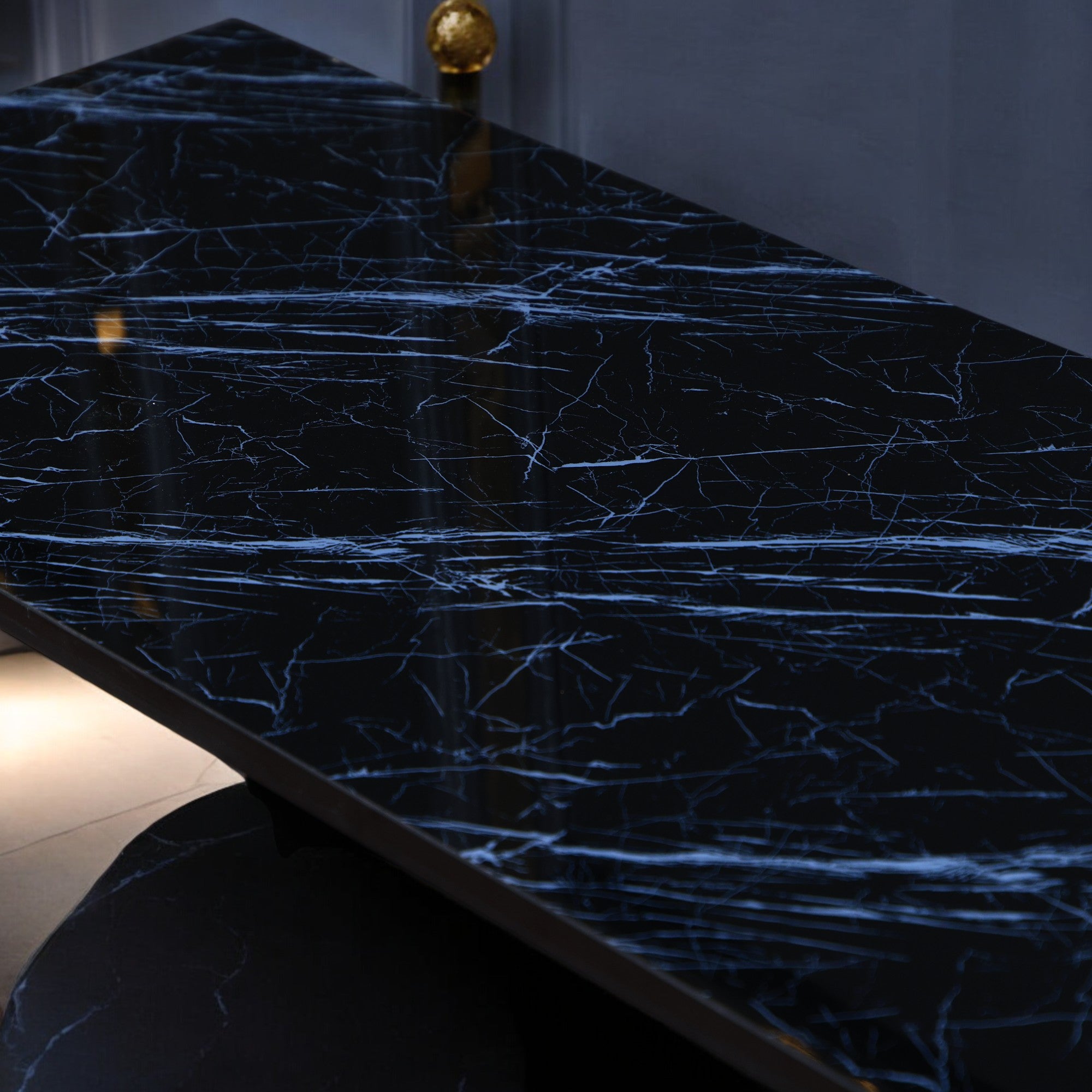 ترابيزة تليفزيون 181