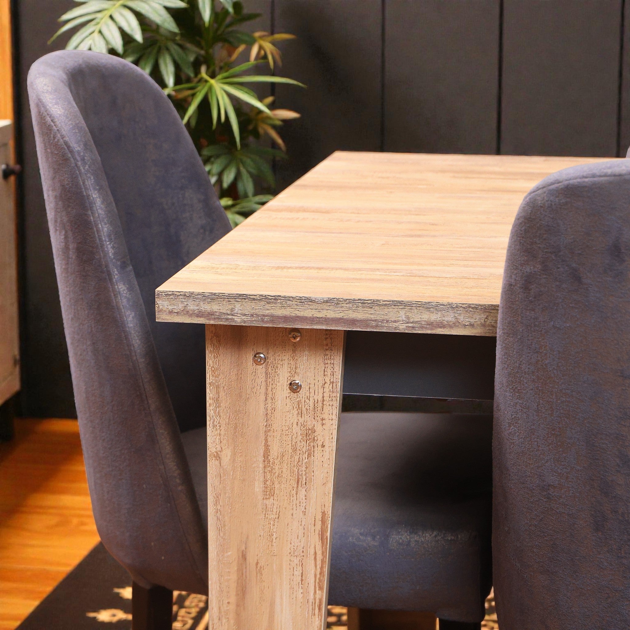 غرفة سفرة 641