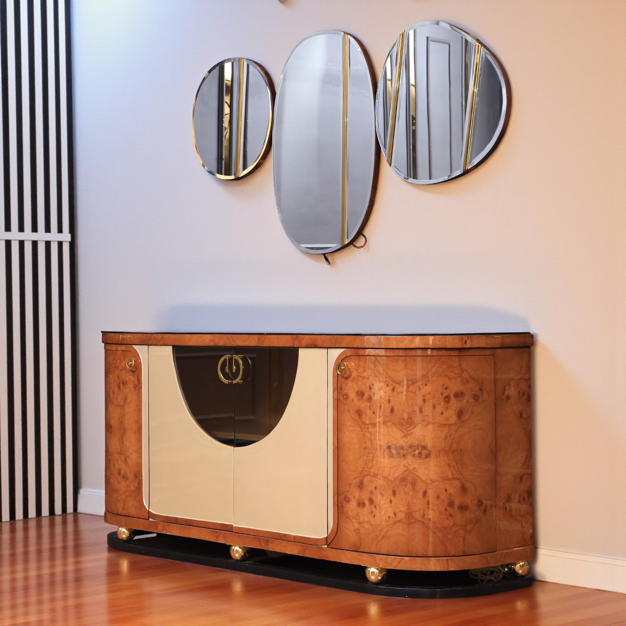 غرفة سفرة 349