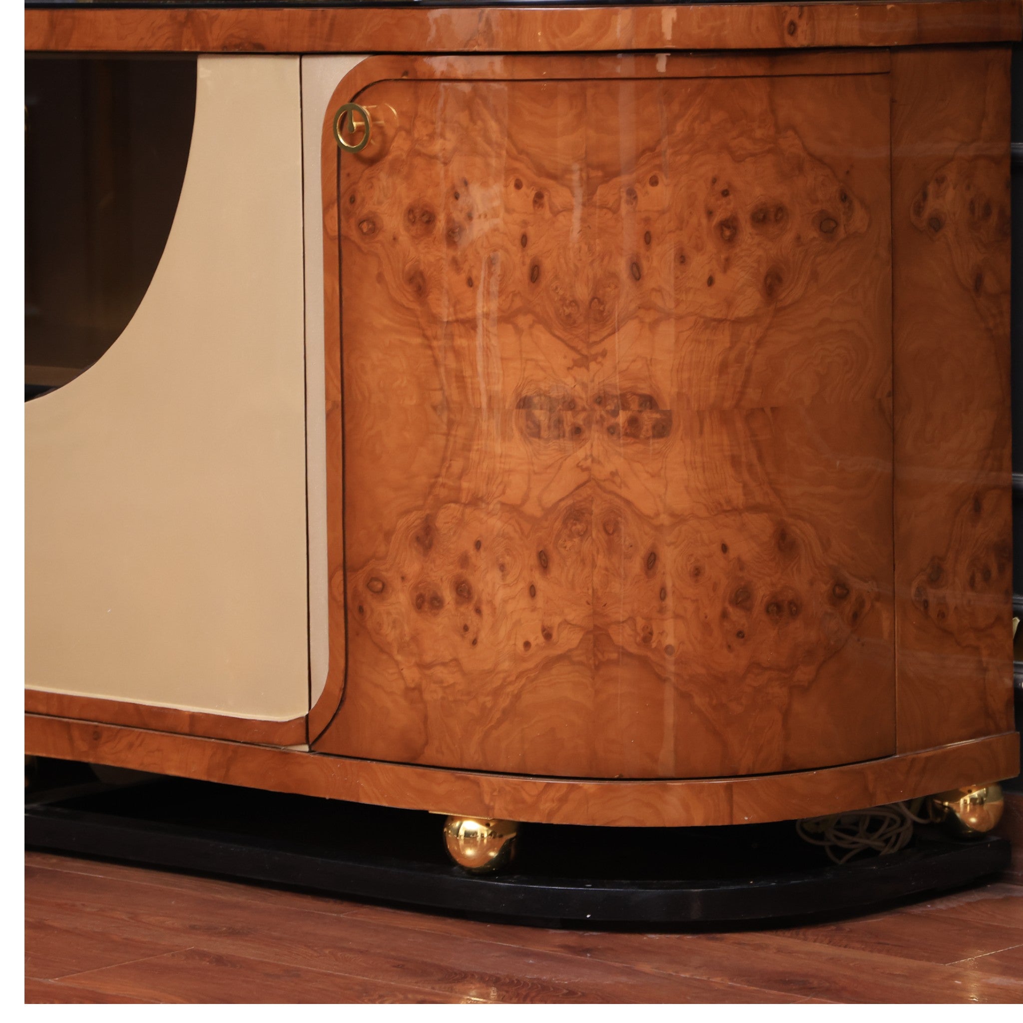 غرفة سفرة 349