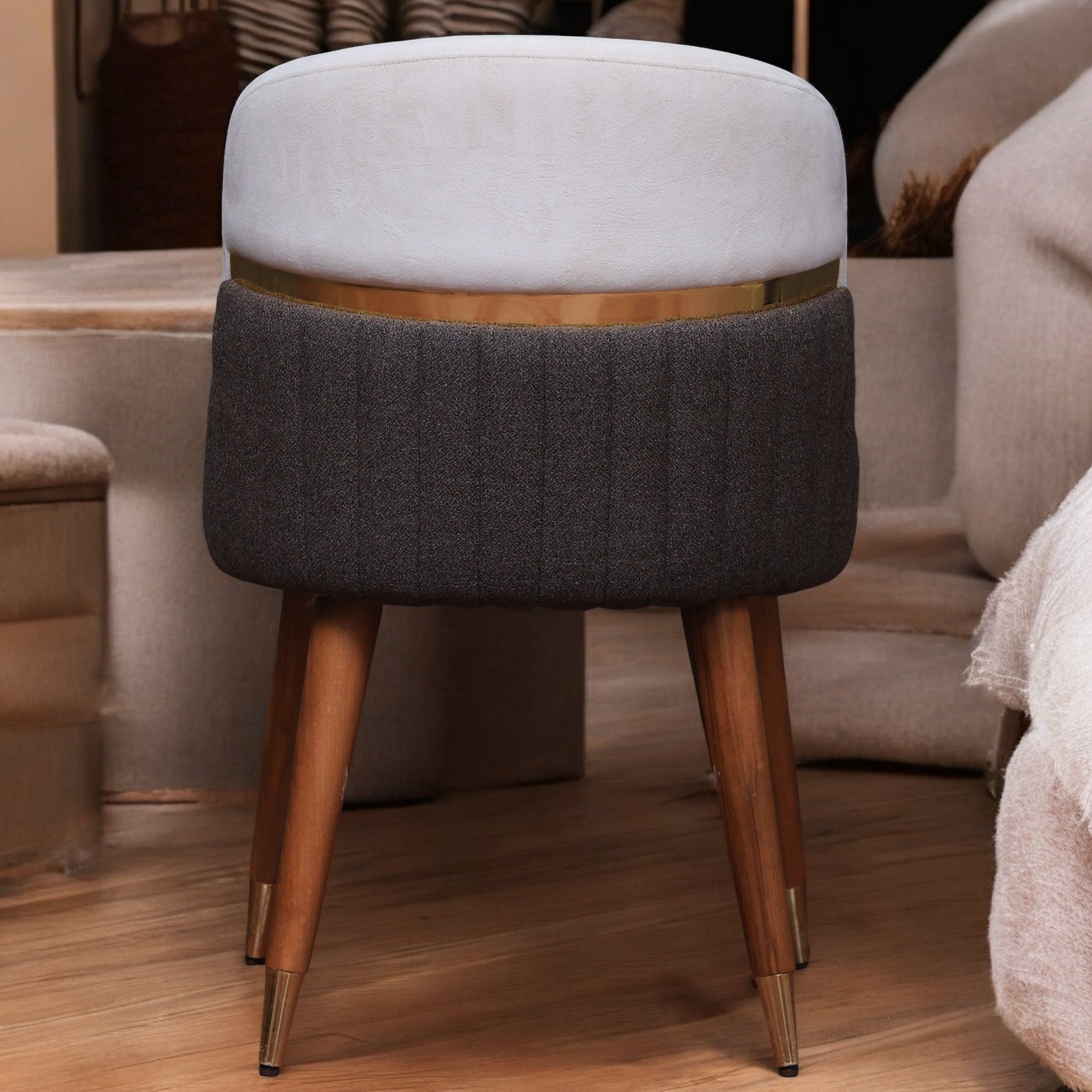 غرفة سفرة 327