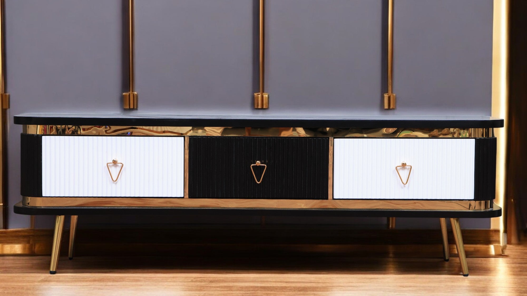 ترابيزة تليفزيون 164