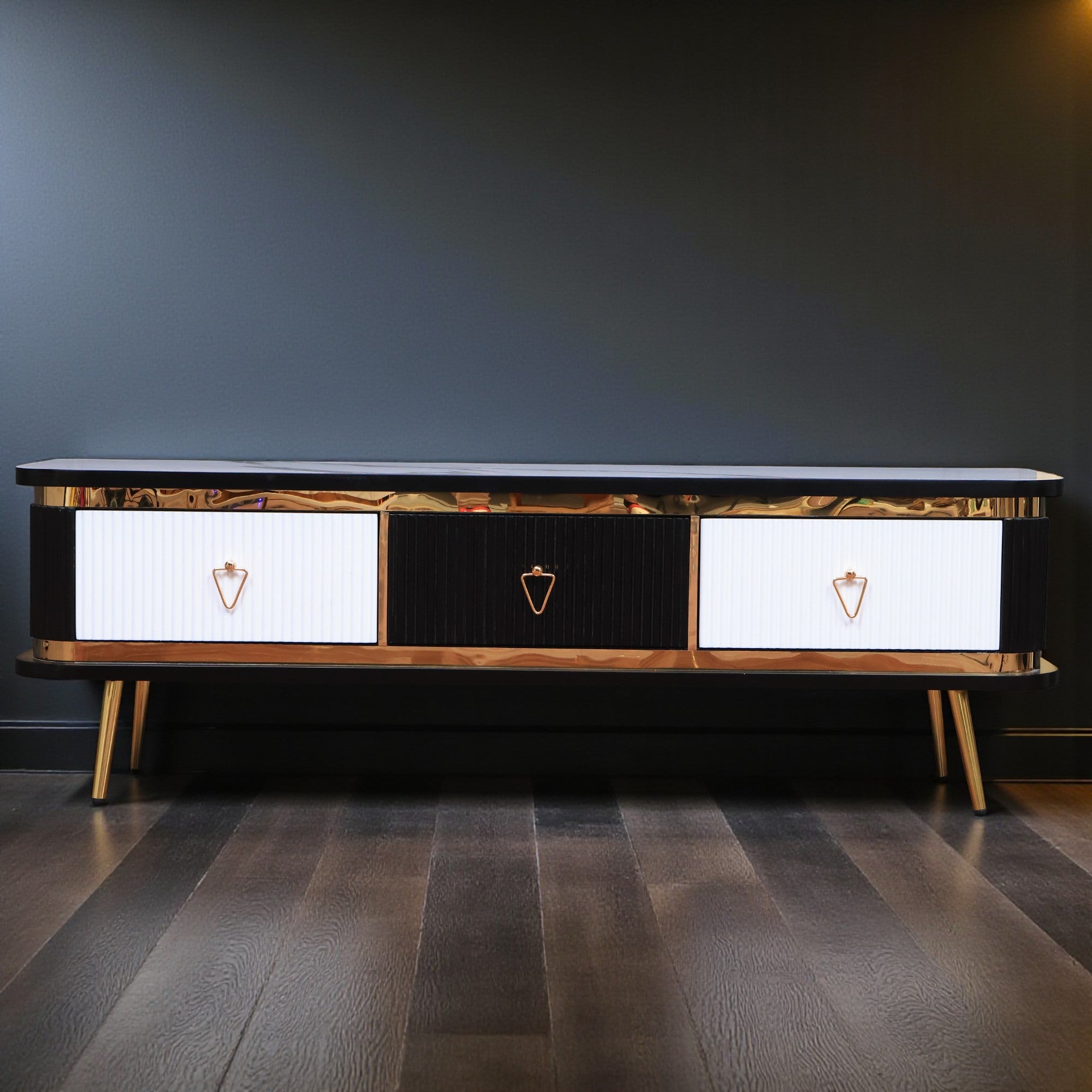 ترابيزة تليفزيون 164