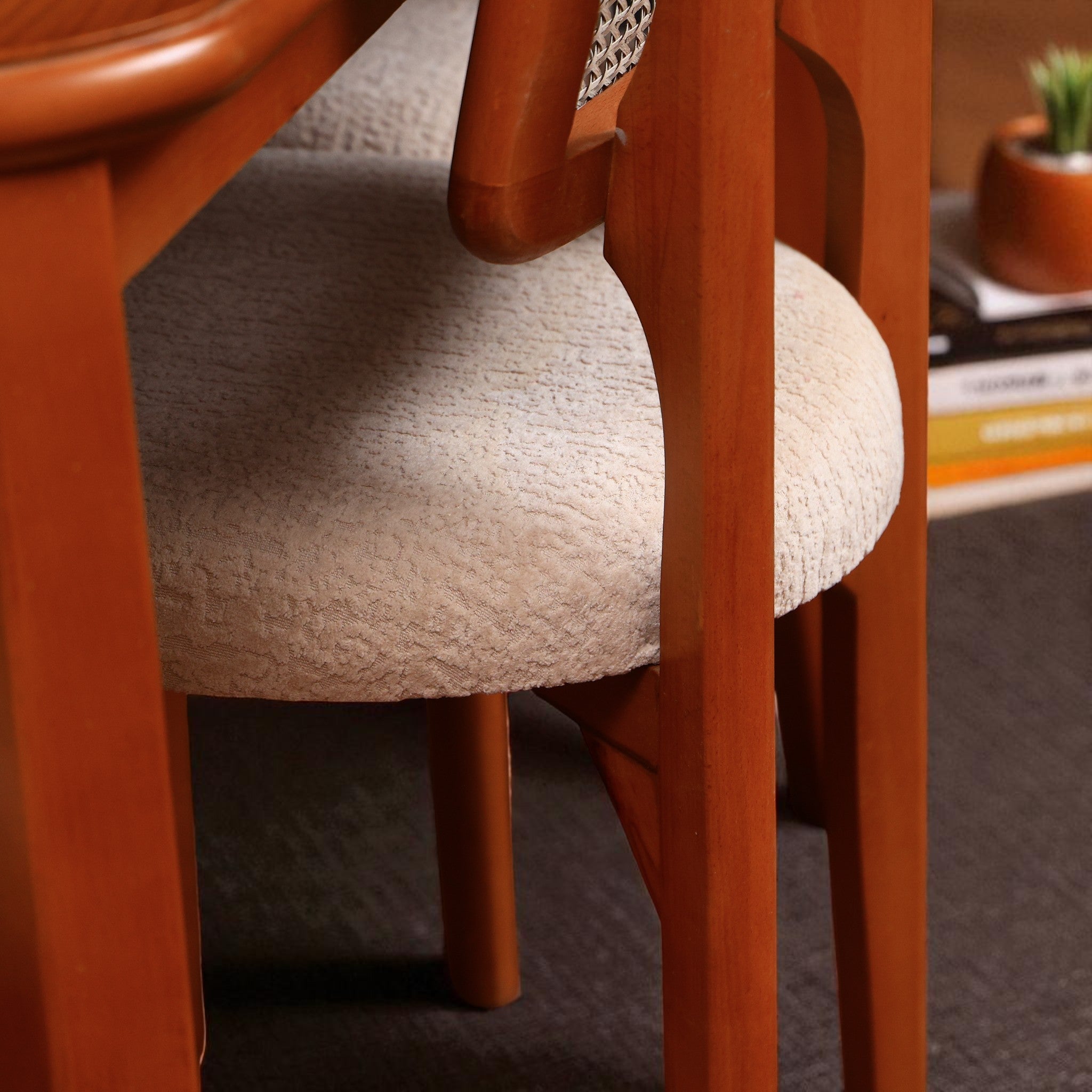 ترابيزة سفرة 558