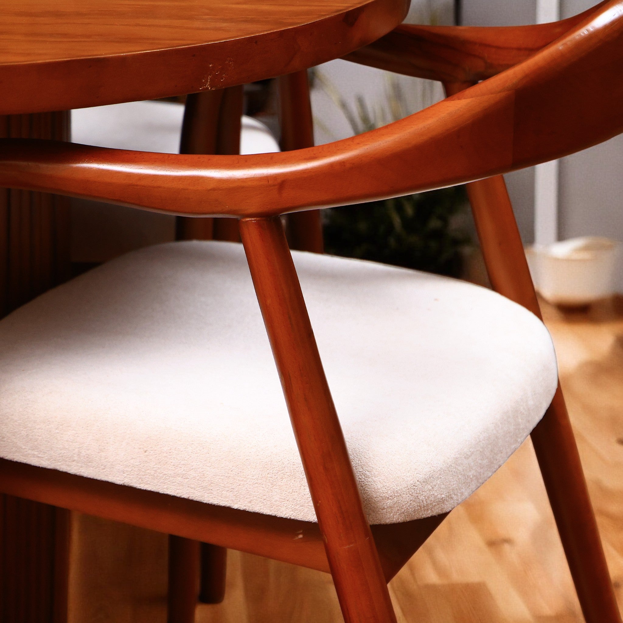 ترابيزة سفرة 560