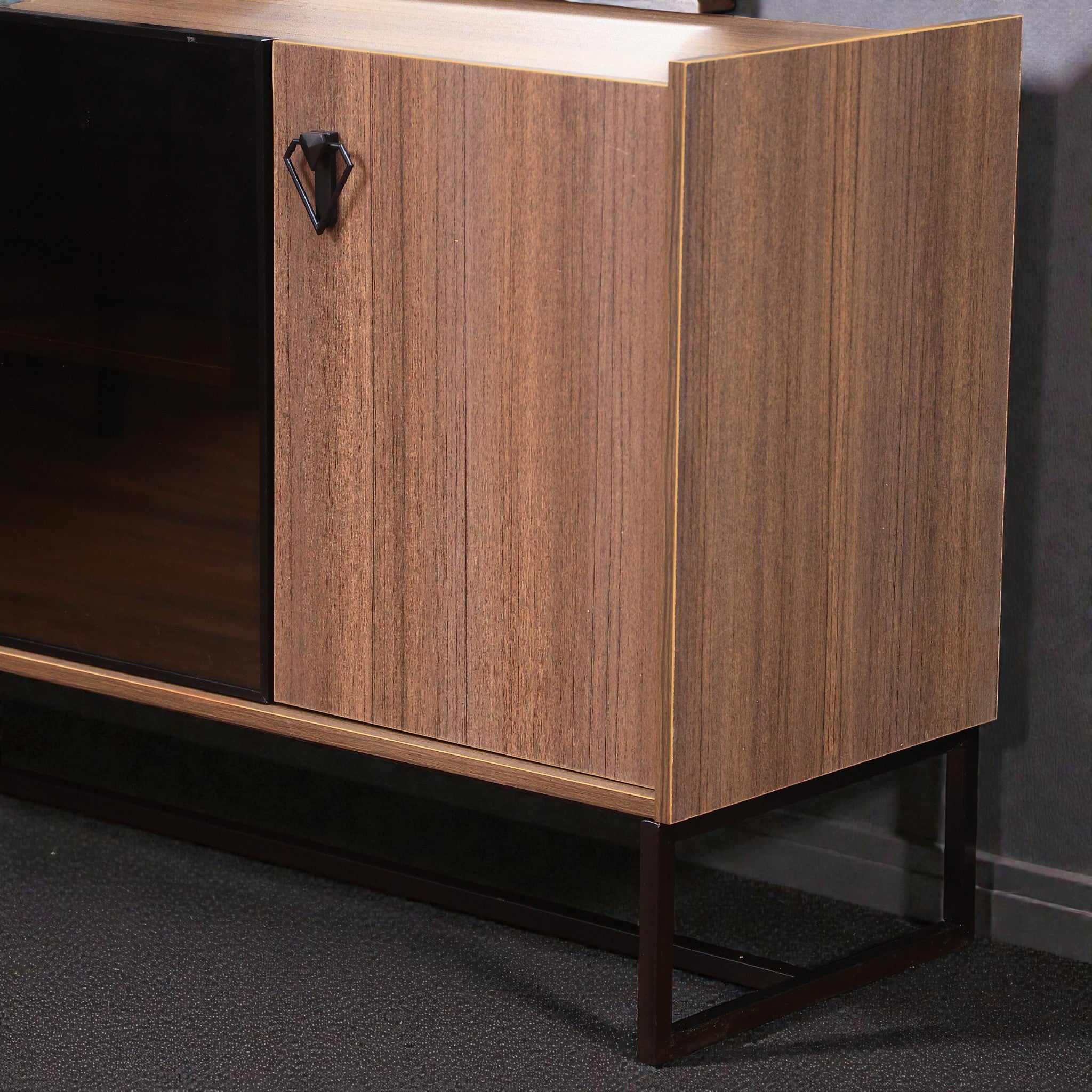 غرفة سفرة 643