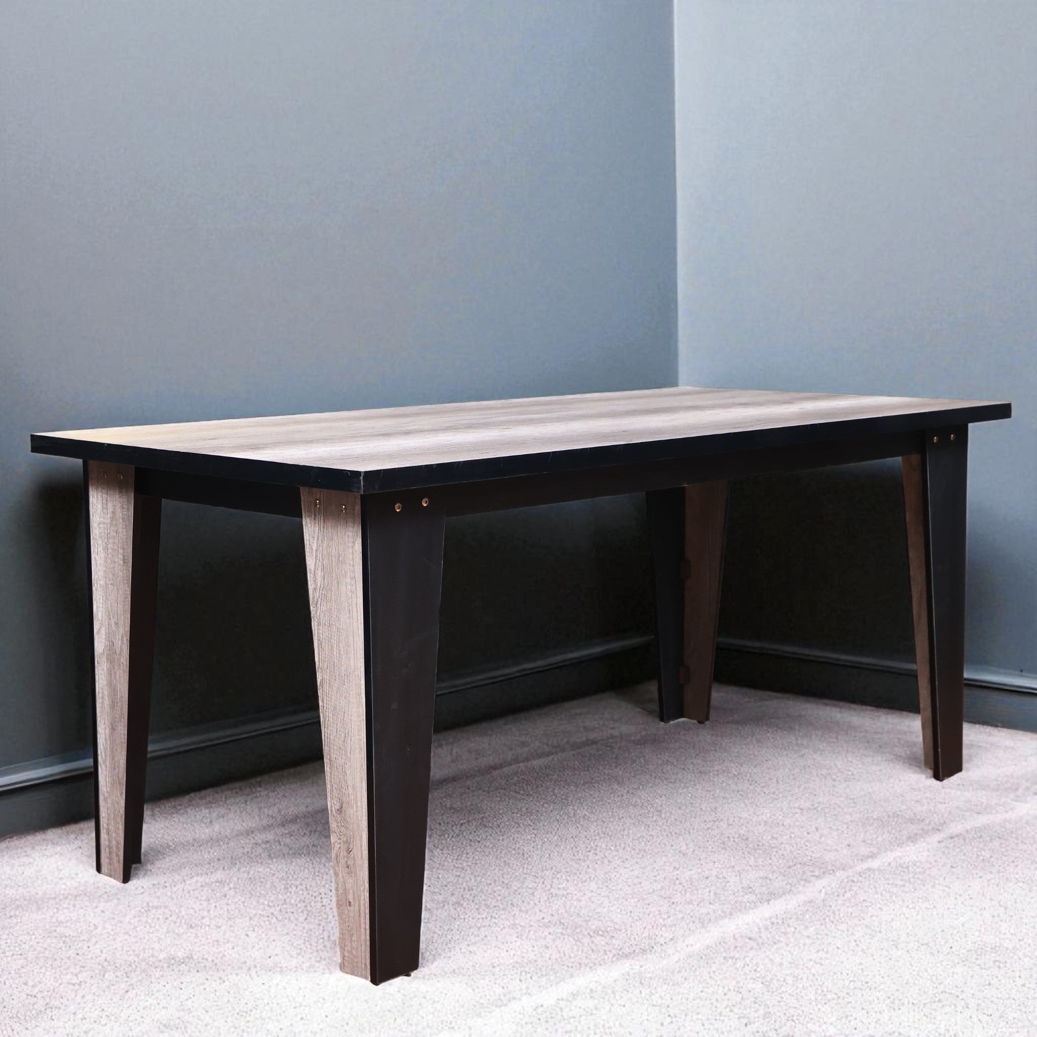 غرفة سفرة 417