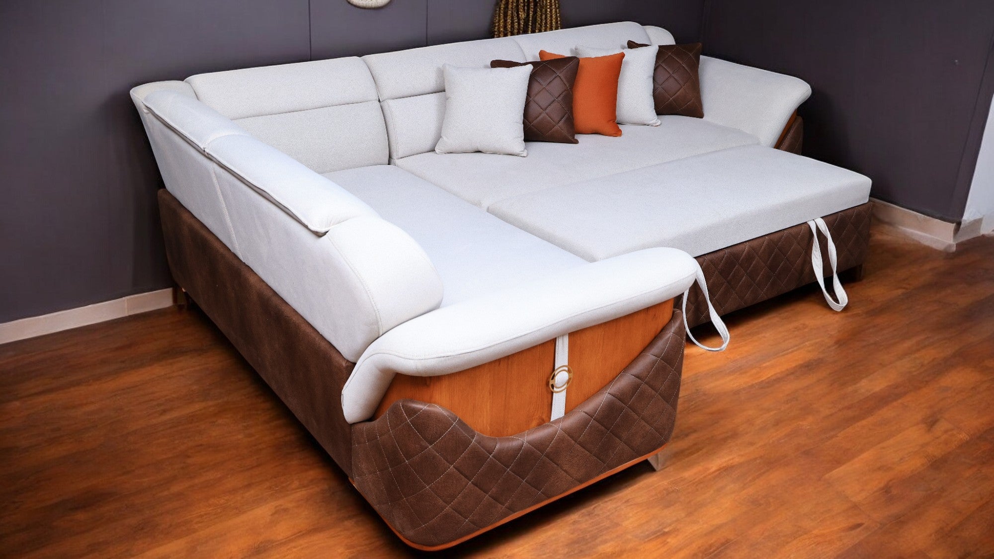 ركنة سرير وسحارة 303