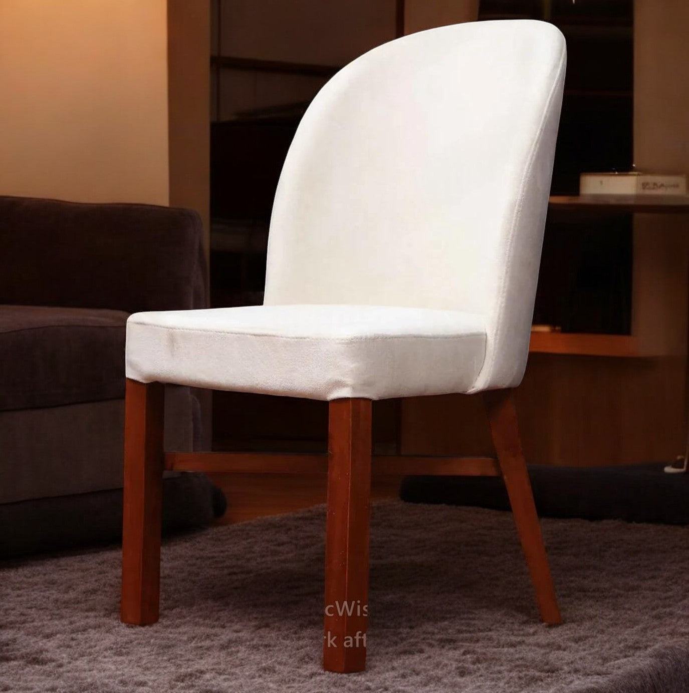 T129 غرفة سفرة