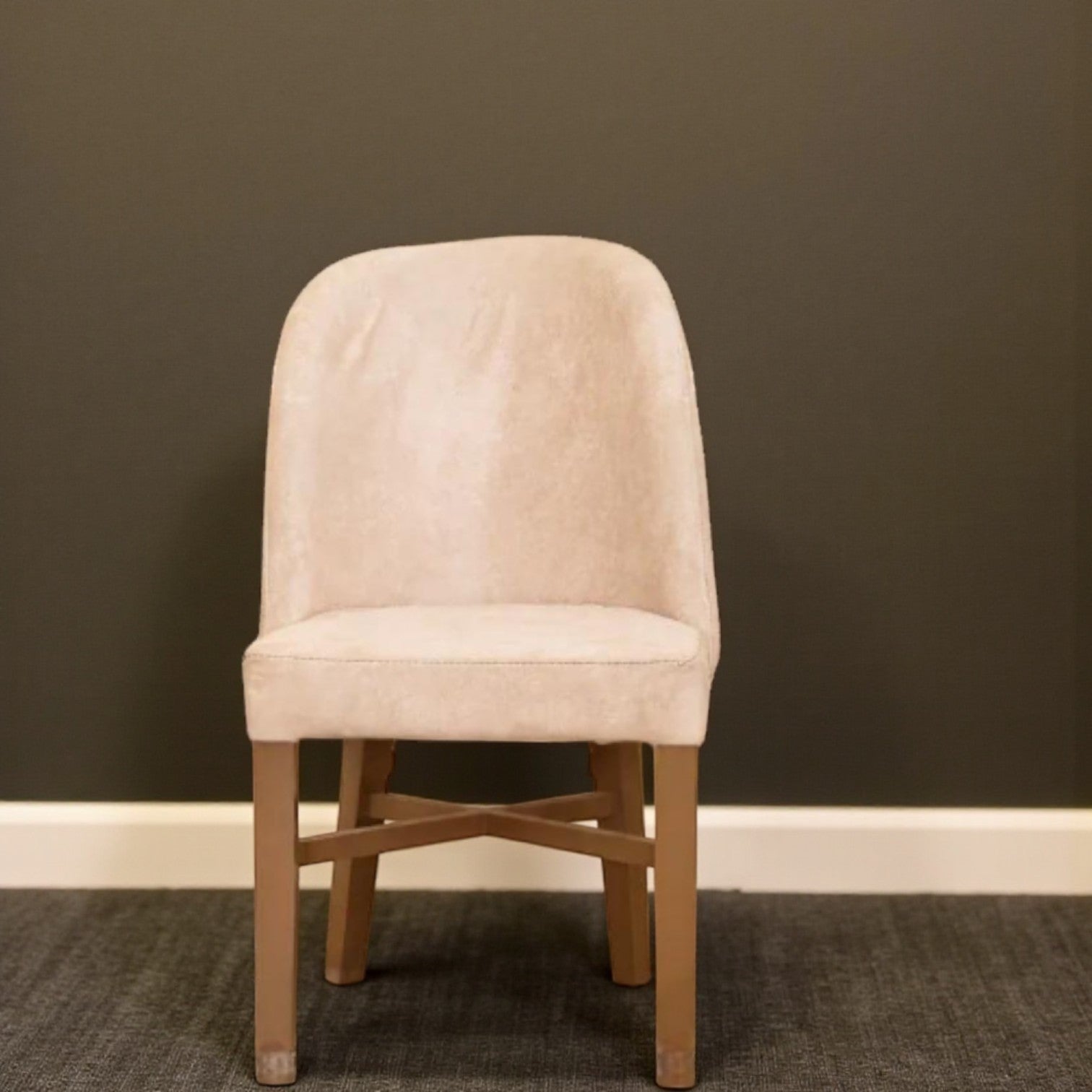 غرفة سفرة 130