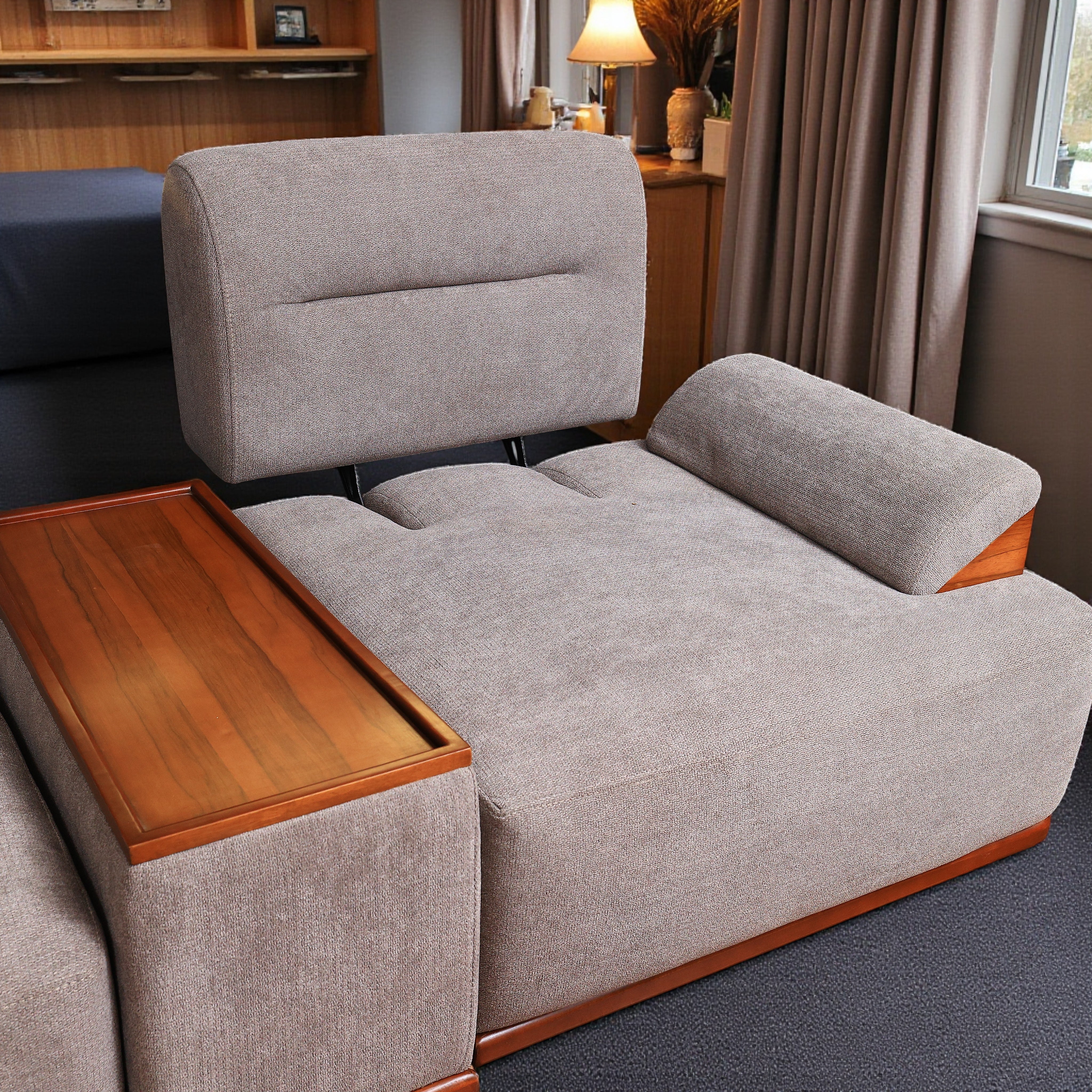 T740 انترية سرير