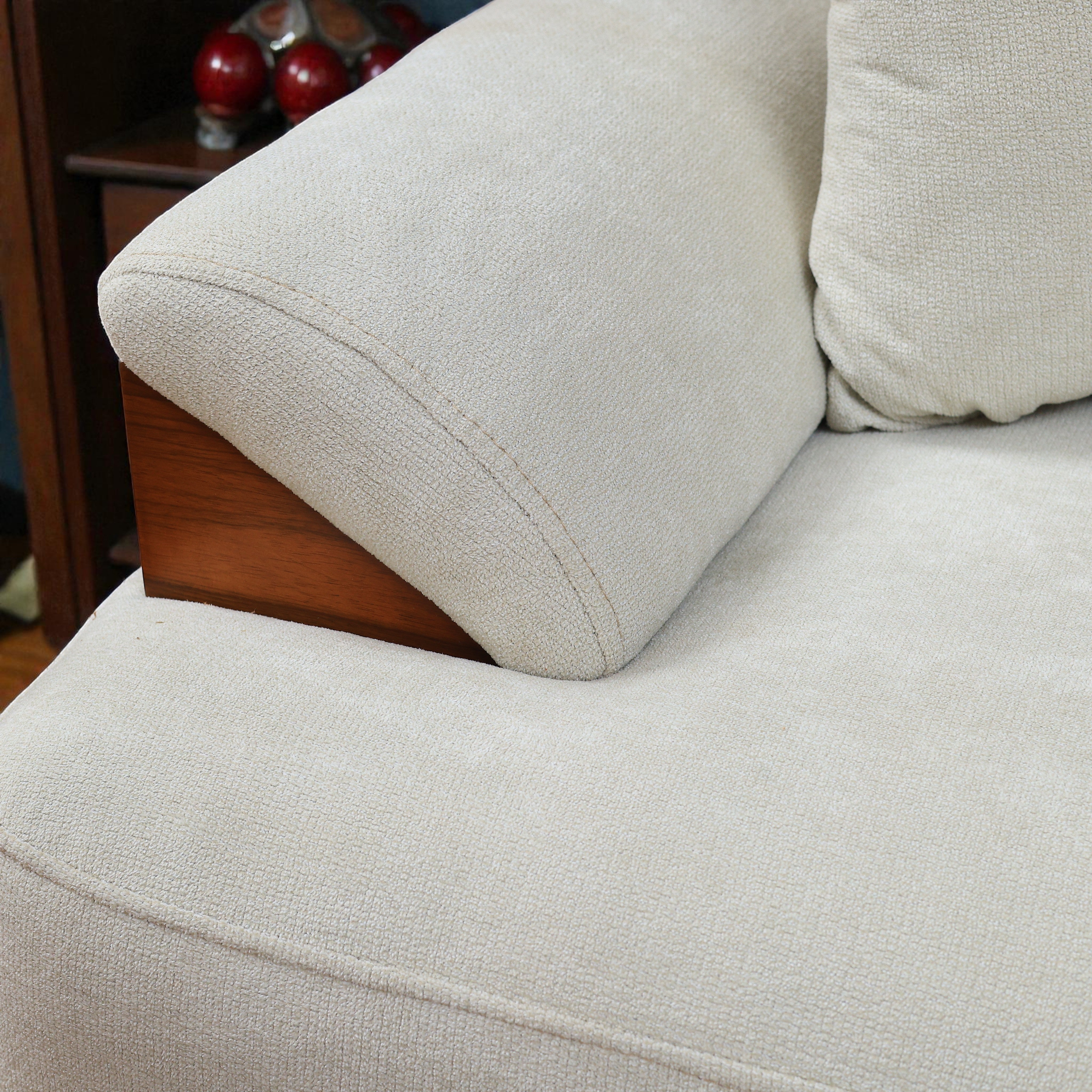 T740 انترية سرير